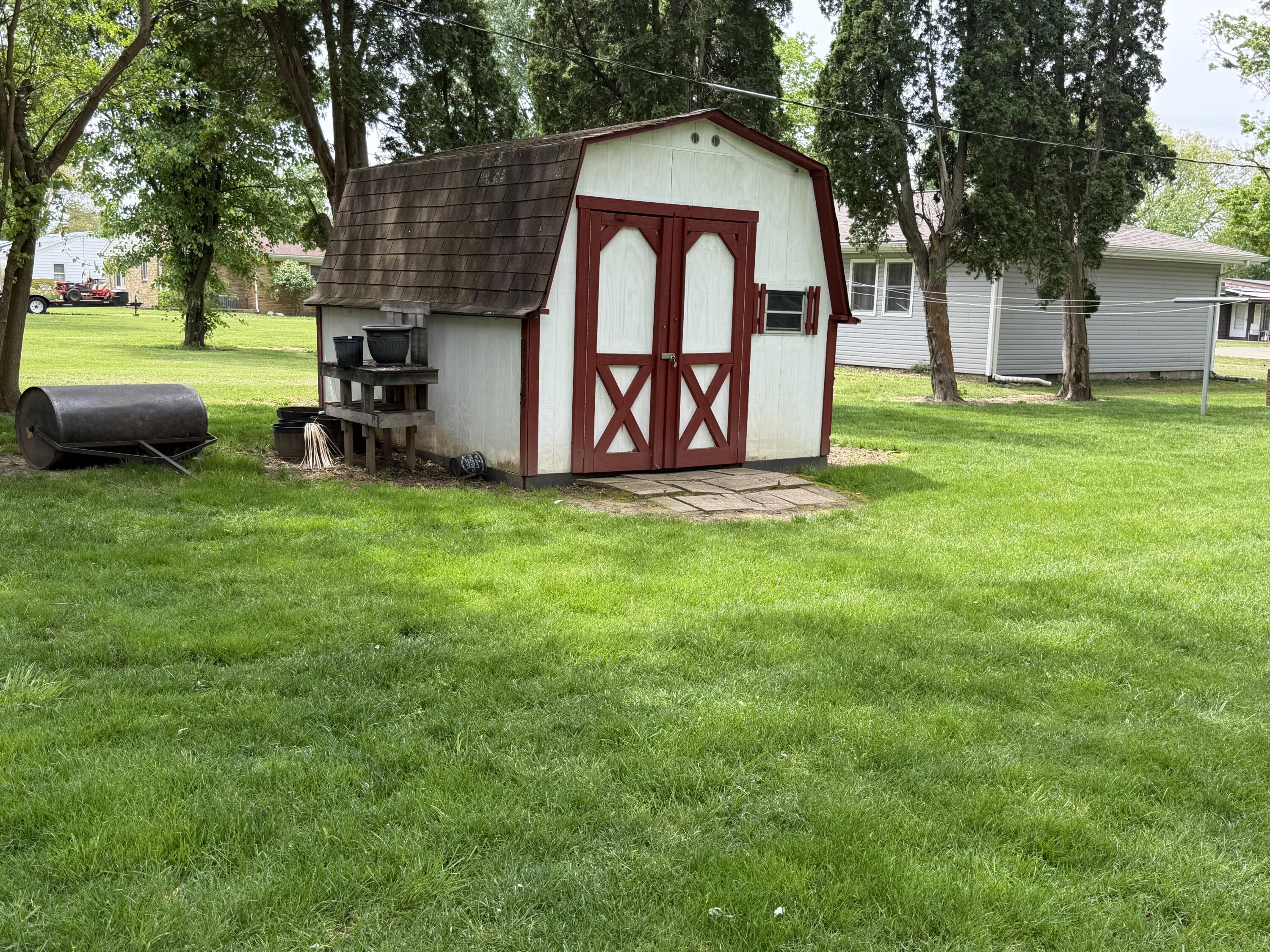 344 Greenacres Drive, Springfield, Ohio 45504