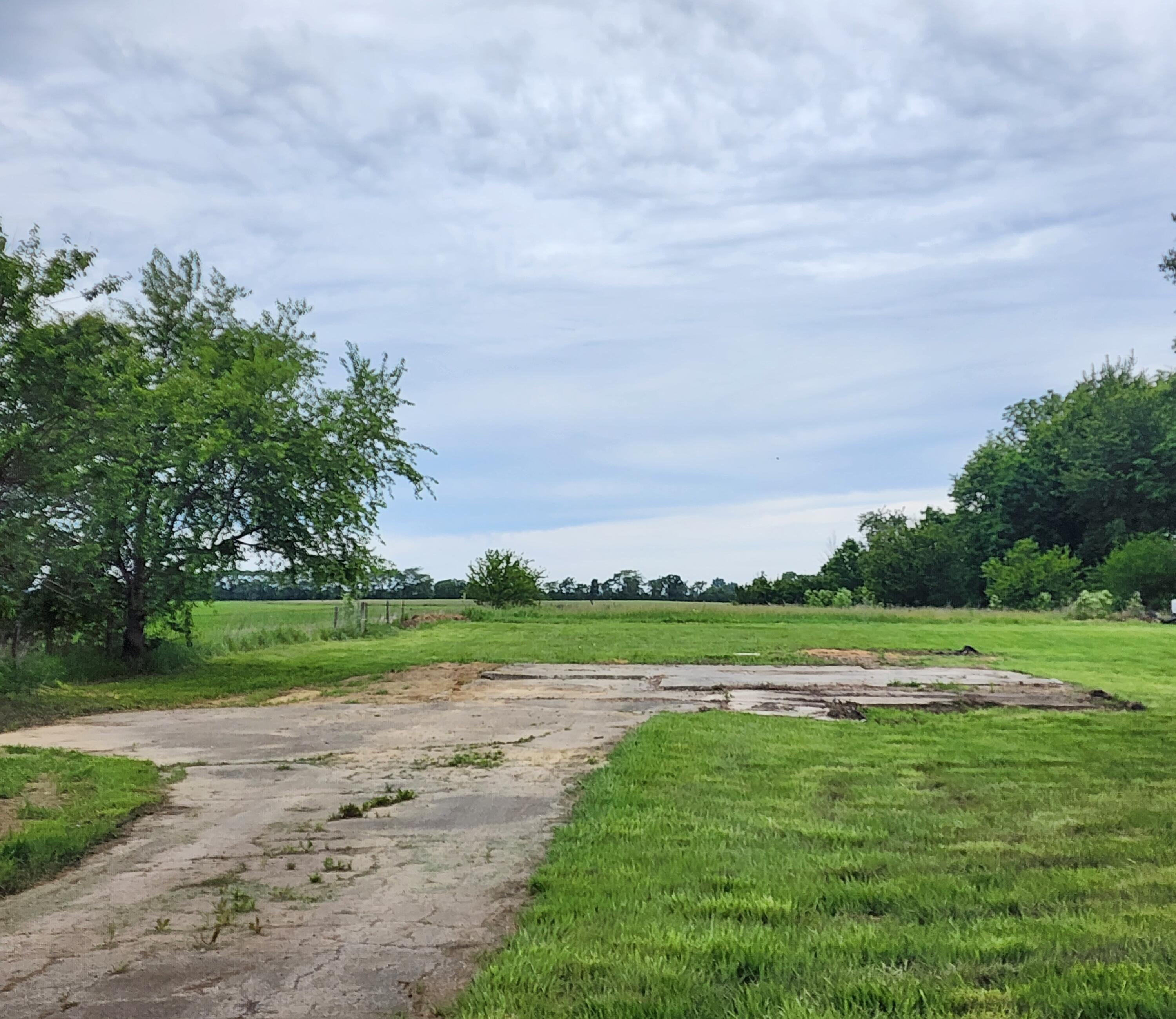 4350 Old Xenia Road, London, Ohio 43140