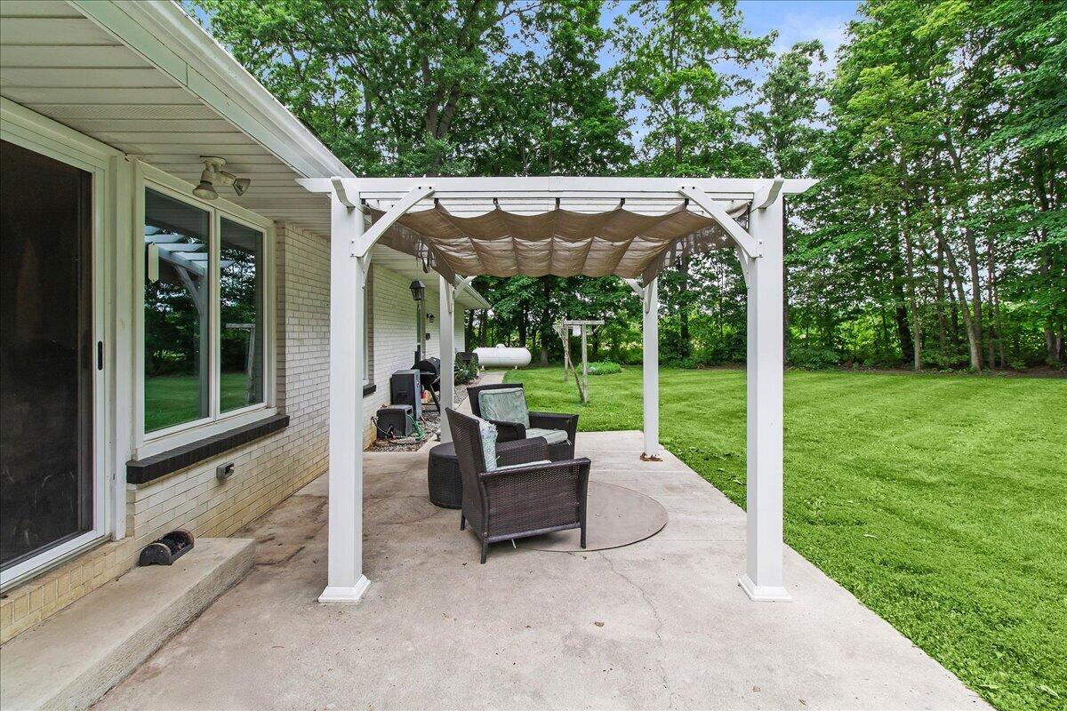15762 Fish-Daum Road, Richwood, Ohio 43344