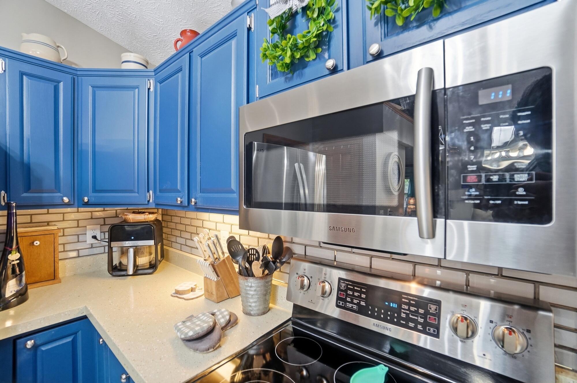 1912 Wedgewood Circle, Springfield, Ohio 45503