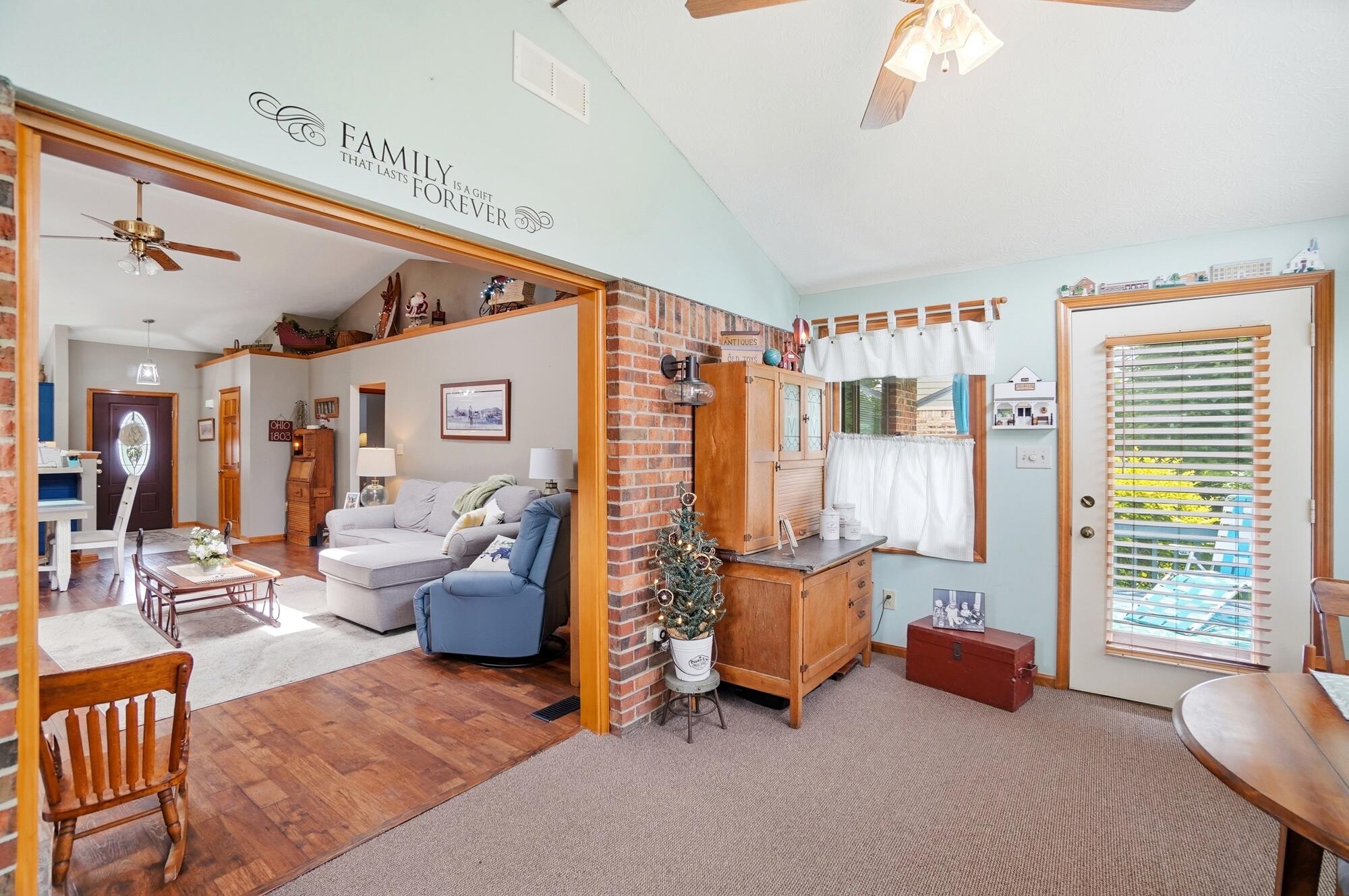 1912 Wedgewood Circle, Springfield, Ohio 45503