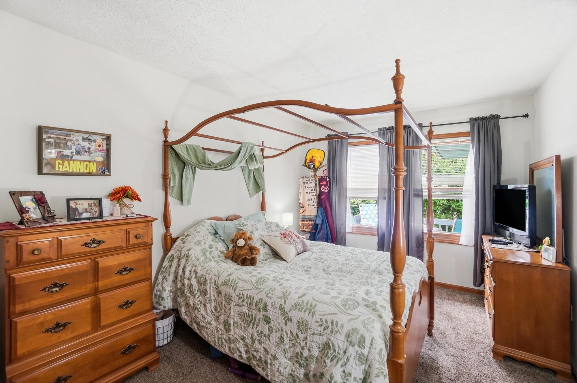 1912 Wedgewood Circle, Springfield, Ohio 45503