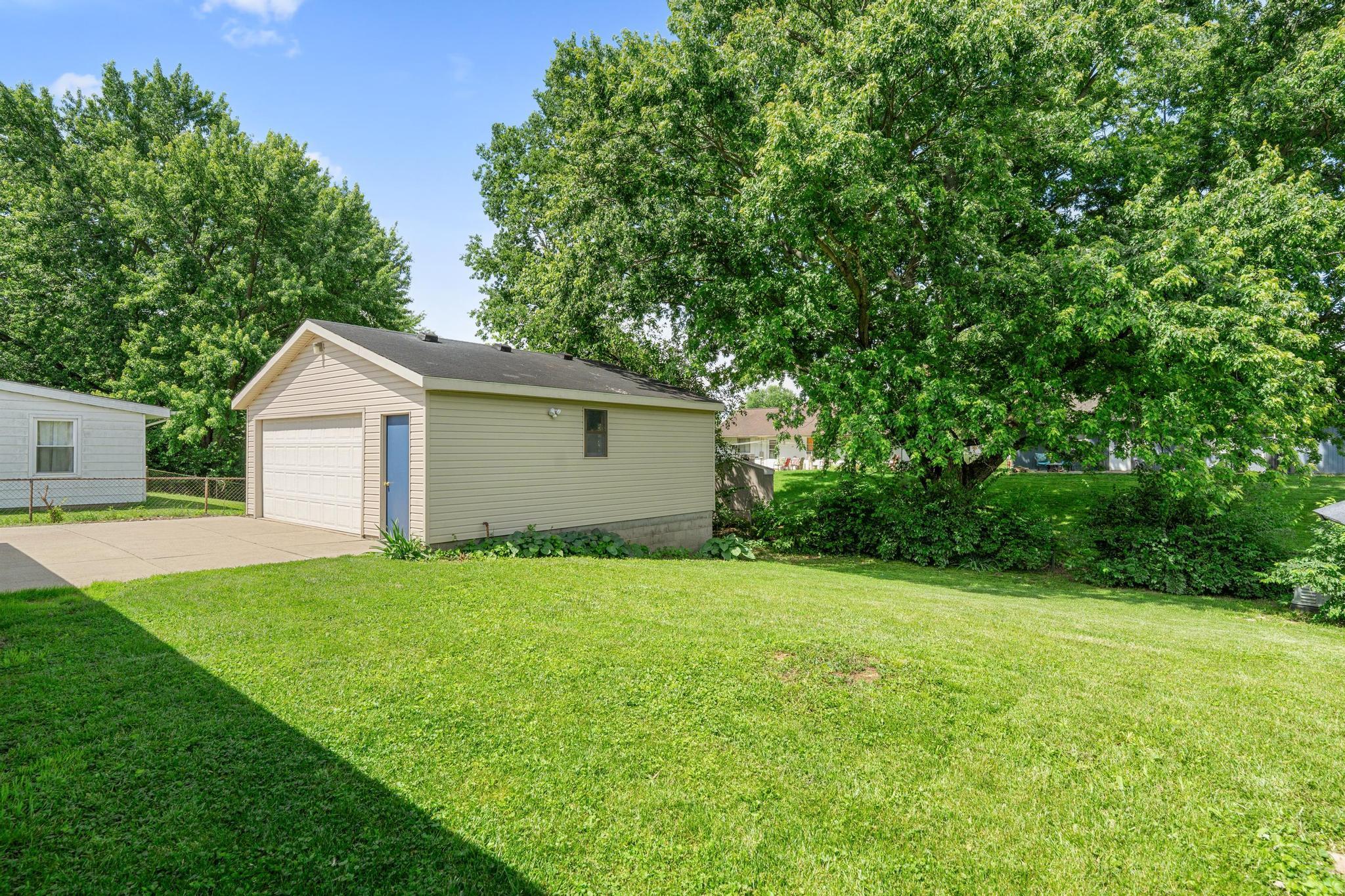 815 Plumwood Drive, New Carlisle, Ohio 45344
