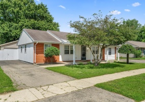 815 Plumwood Drive, New Carlisle, Ohio 45344, 3 Bedrooms Bedrooms, ,1 BathroomBathrooms,Residential,For Sale,Plumwood,1046059