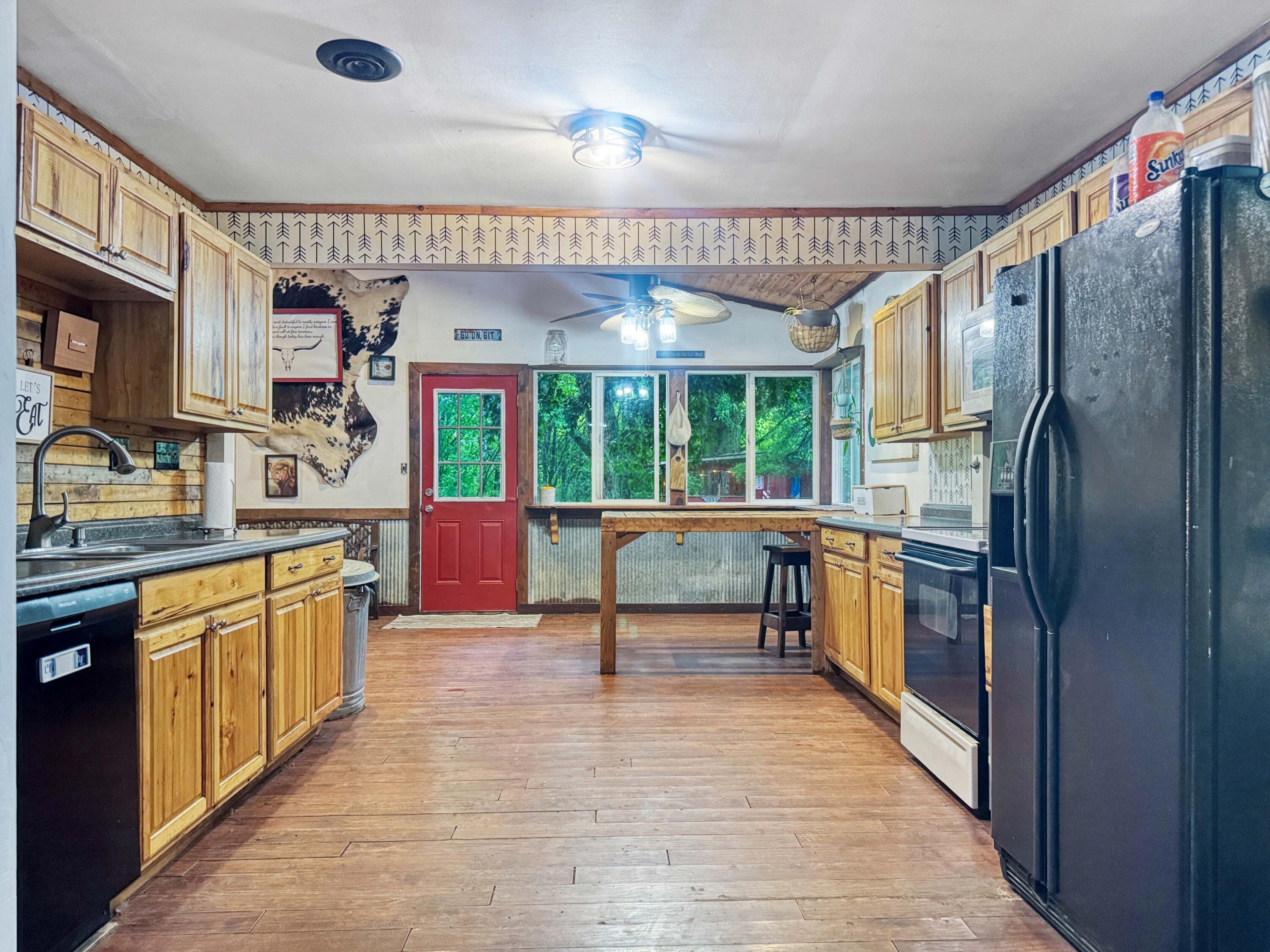 1337 Dallas Road, Urbana, Ohio 43078