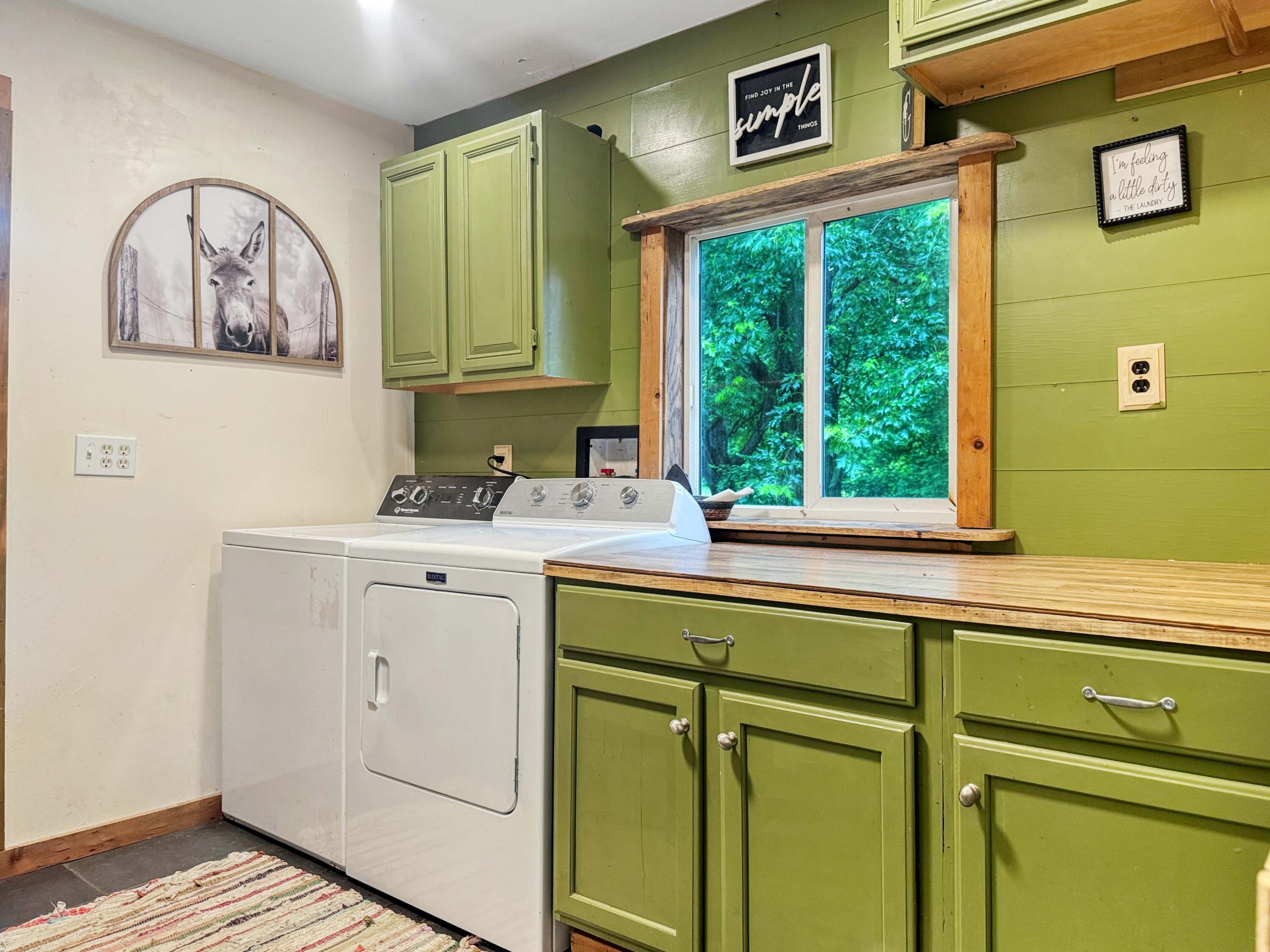 1337 Dallas Road, Urbana, Ohio 43078