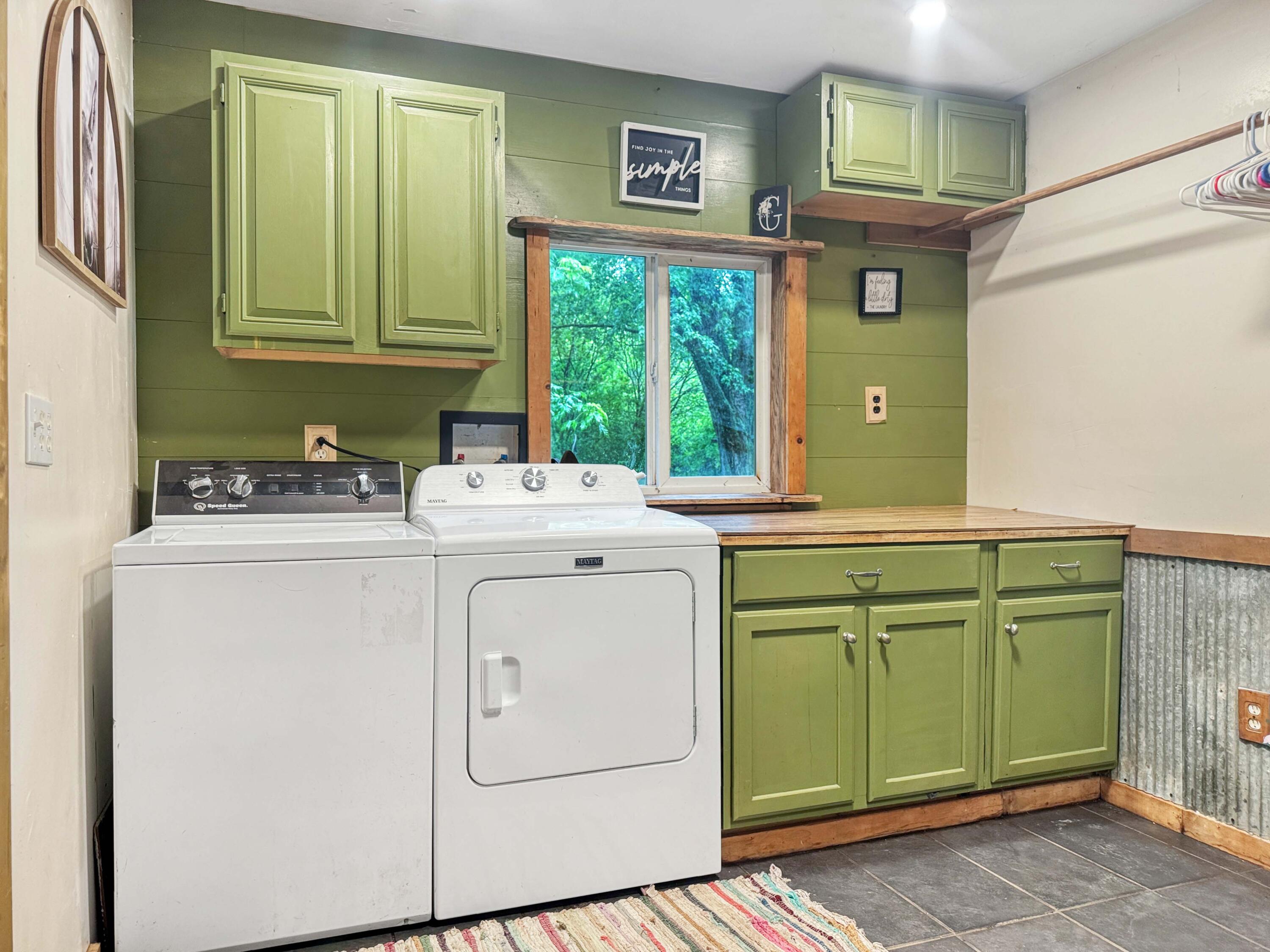 1337 Dallas Road, Urbana, Ohio 43078