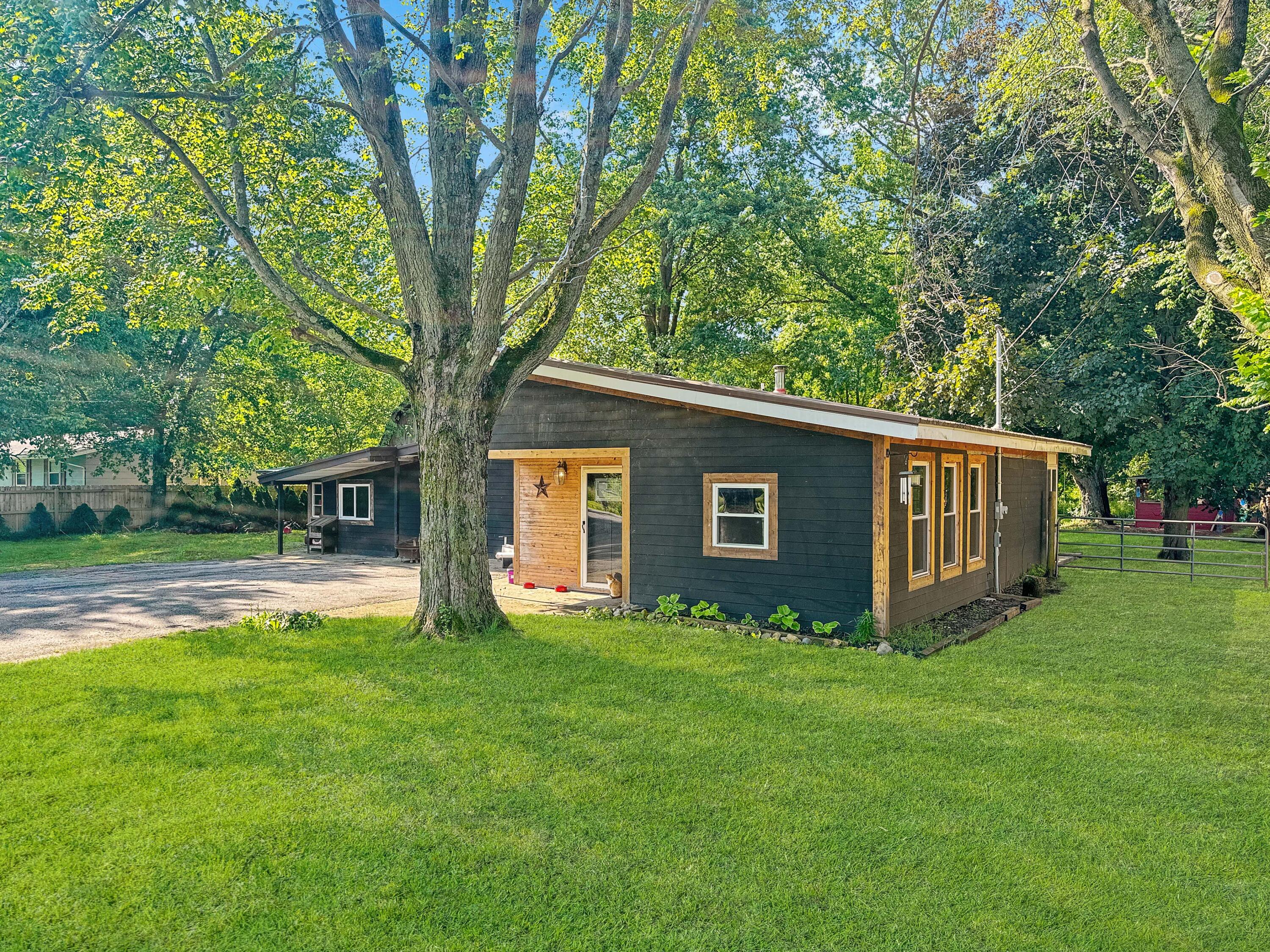 1337 Dallas Road, Urbana, Ohio 43078