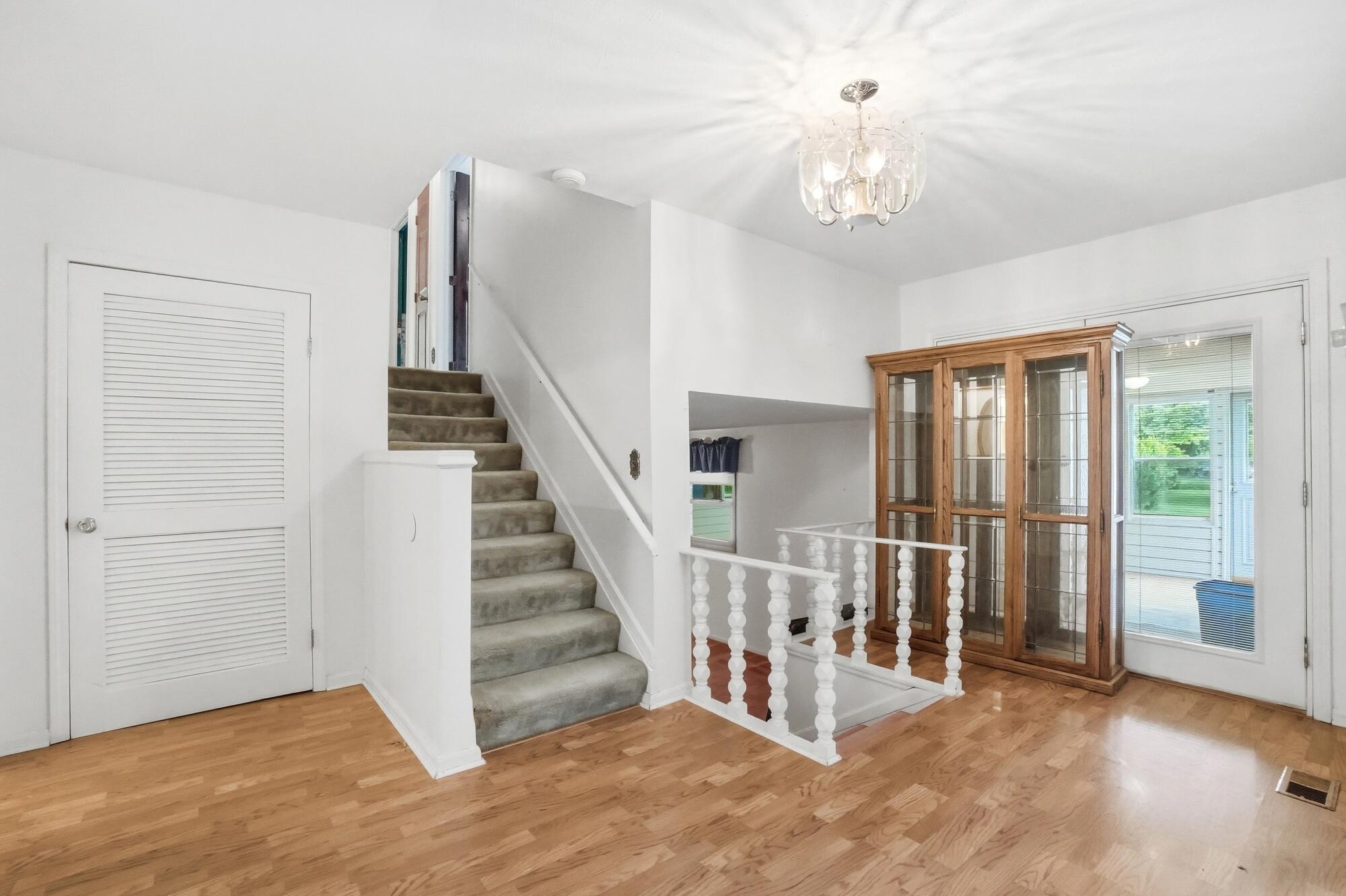 5844 Morris Road, Springfield, Ohio 45502