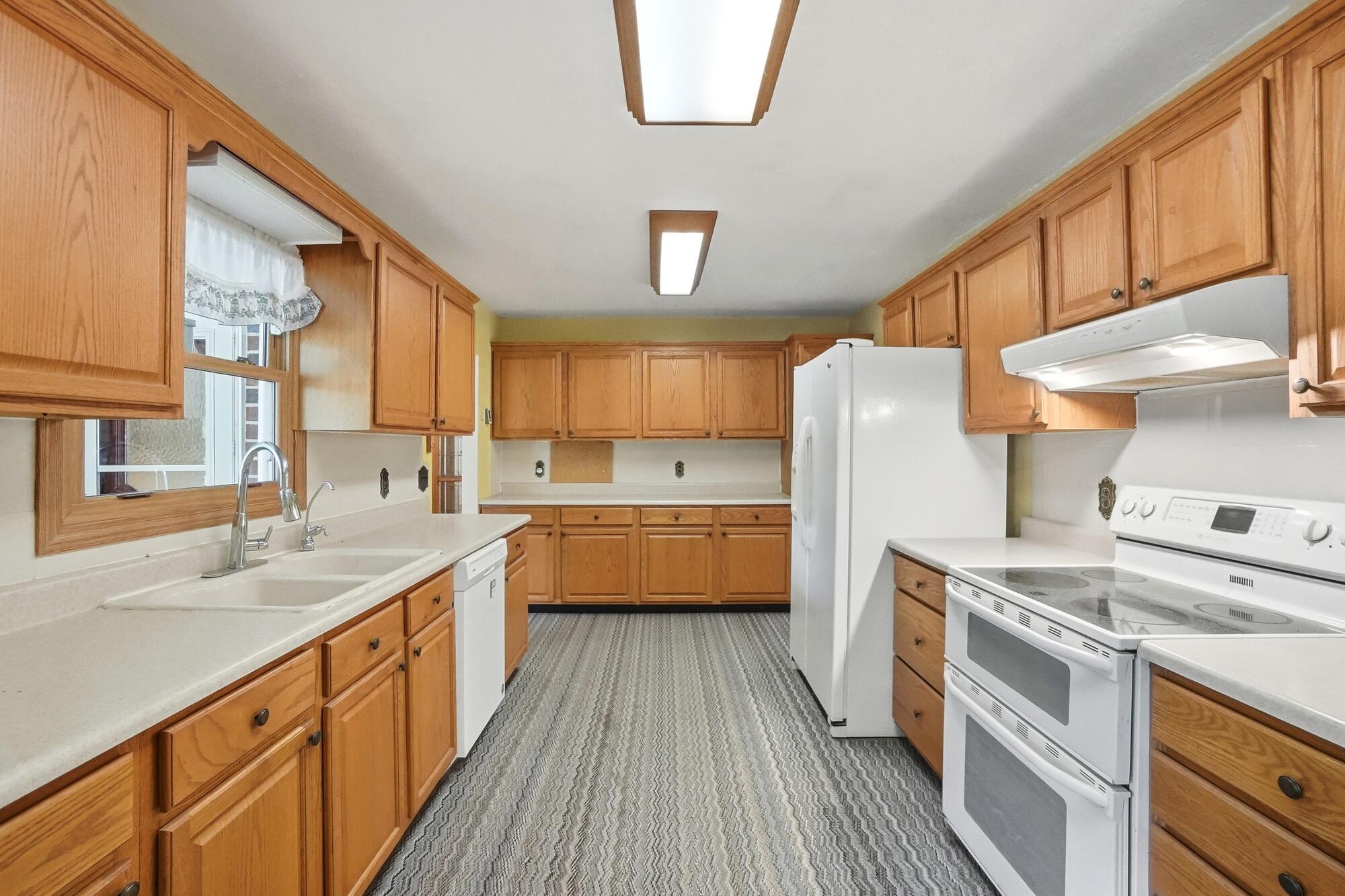 5844 Morris Road, Springfield, Ohio 45502