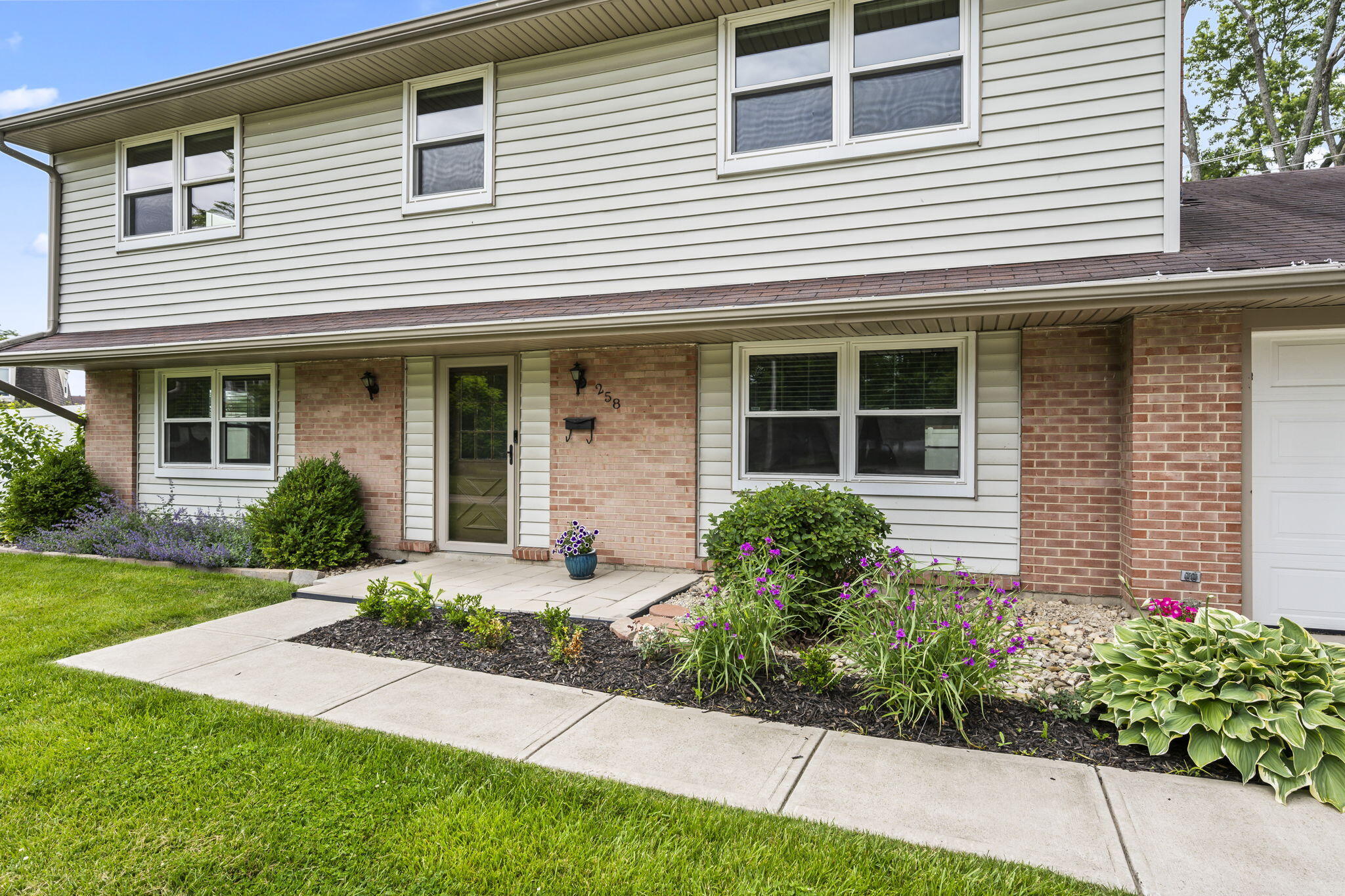 258 Tetbury Road, Troy, Ohio 45373