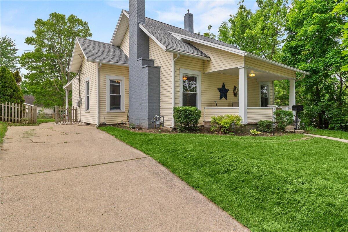 504 Center Avenue, Bellefontaine, Ohio 43311