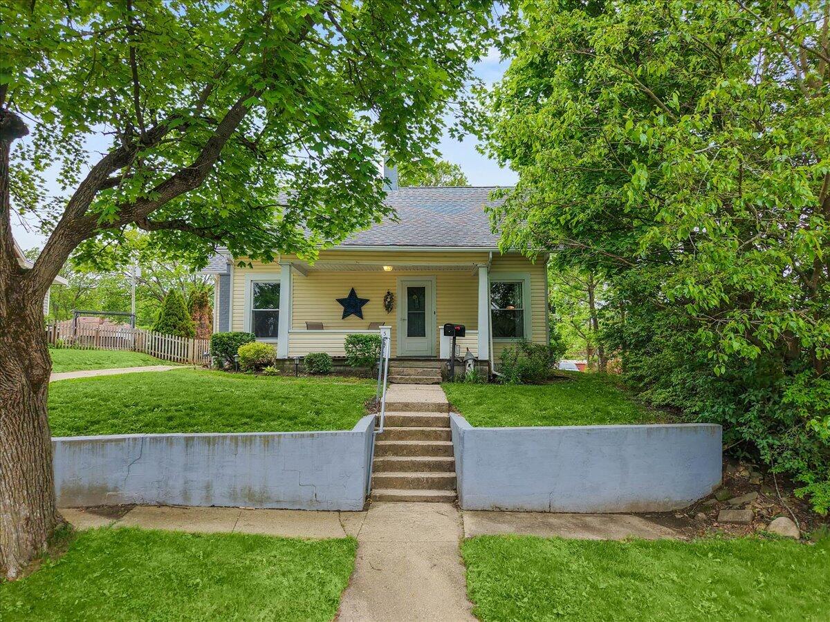 504 Center Avenue, Bellefontaine, Ohio 43311