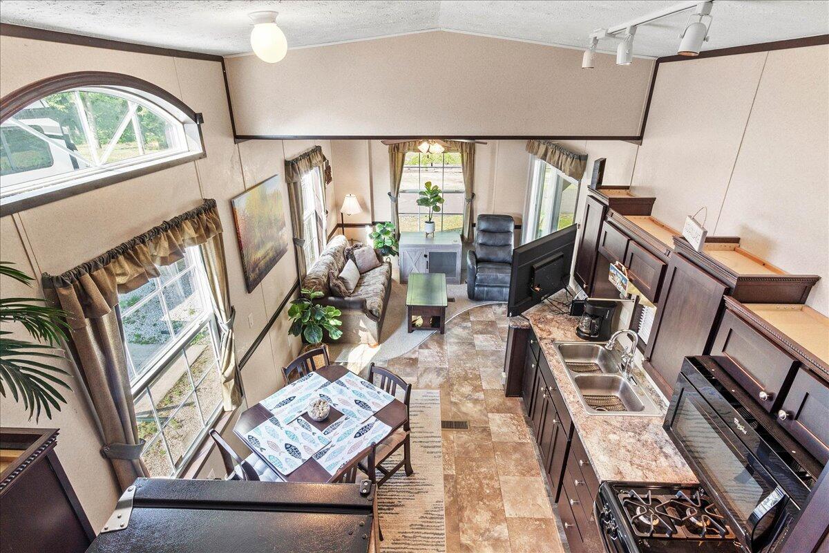 10950 Cherokee Drive, Lakeview, Ohio 43331