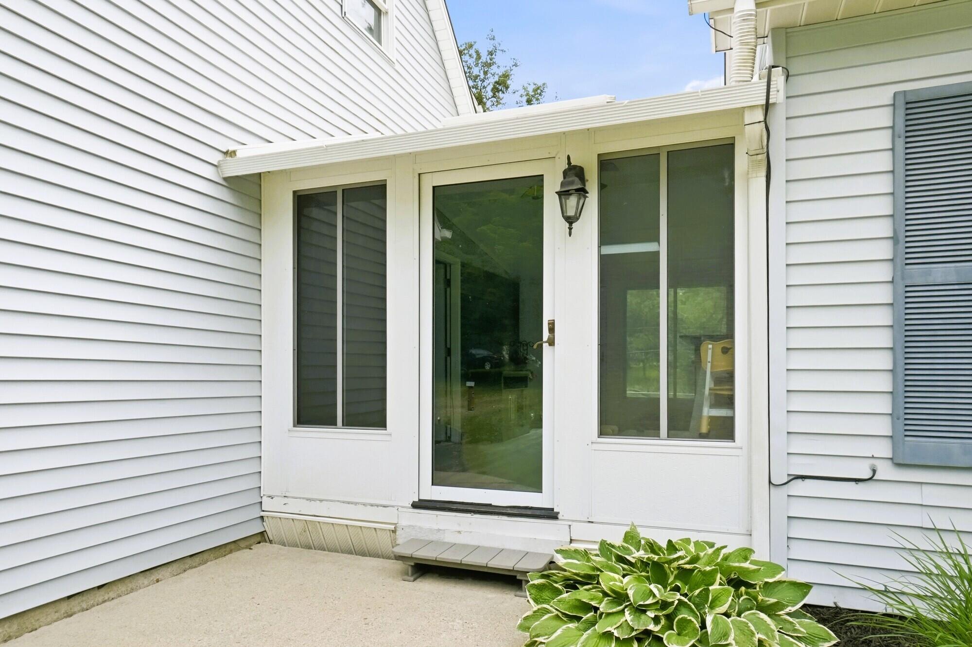 198 Downey Drive, Springfield, Ohio 45504