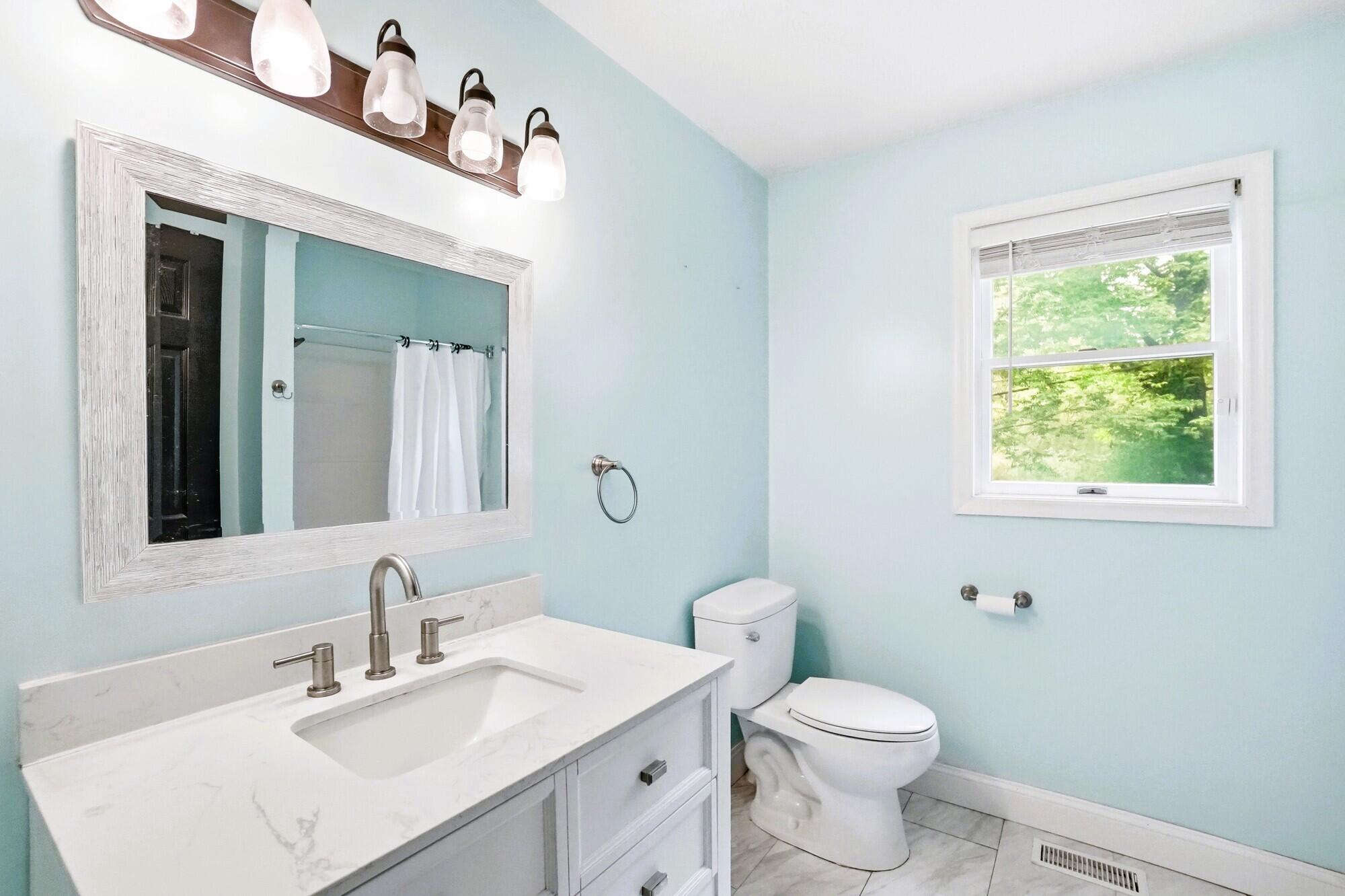 198 Downey Drive, Springfield, Ohio 45504