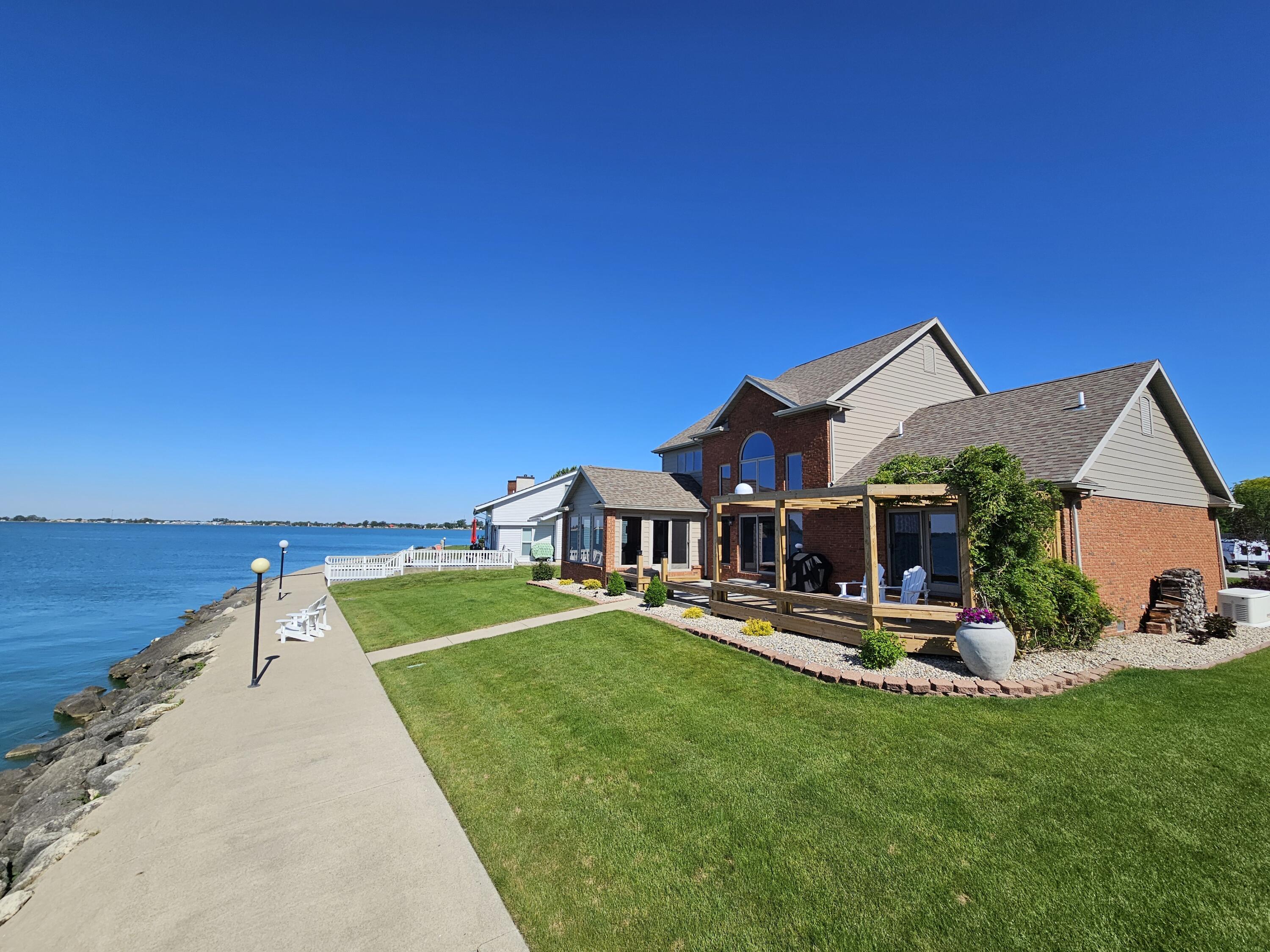 214 Mariners Point Drive, Celina, Ohio 45822