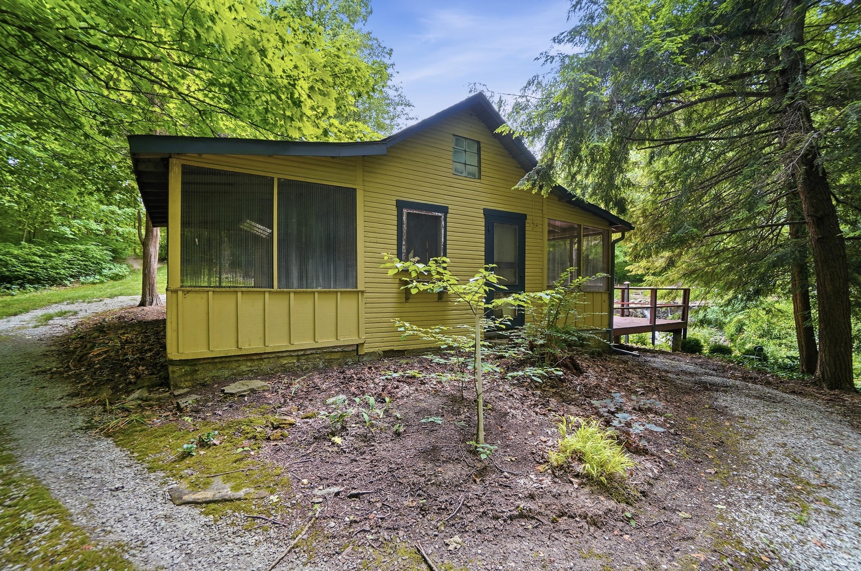 5392 Enon Xenia Road, Fairborn, Ohio 45324
