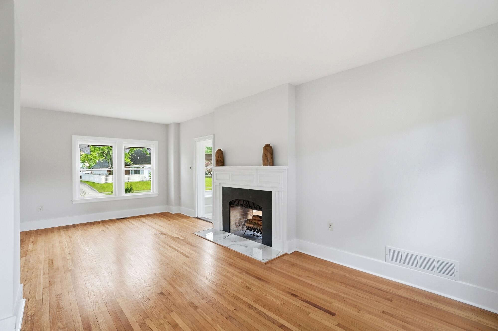 1707 Longview Drive, Springfield, Ohio 45504