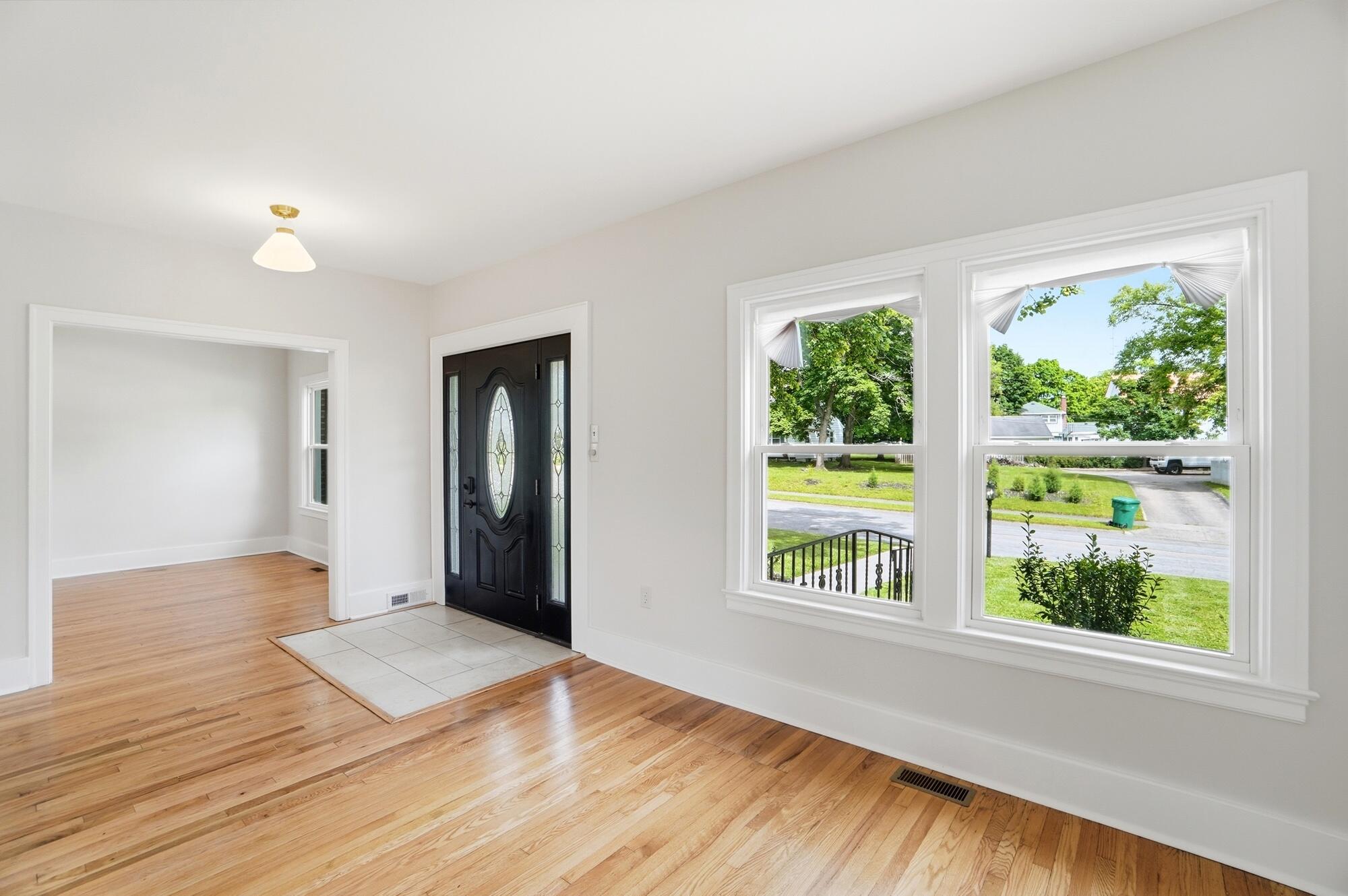 1707 Longview Drive, Springfield, Ohio 45504