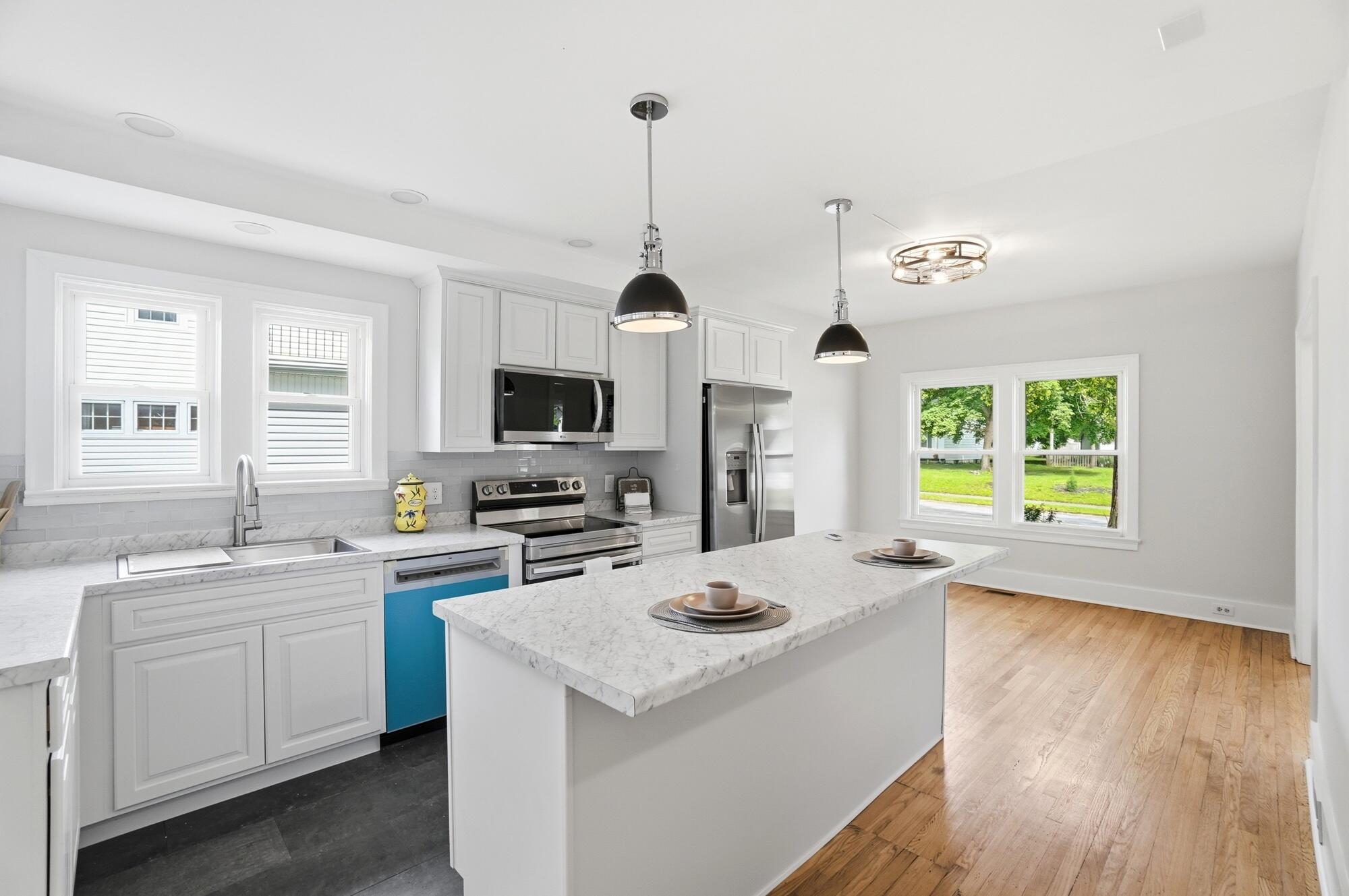 1707 Longview Drive, Springfield, Ohio 45504
