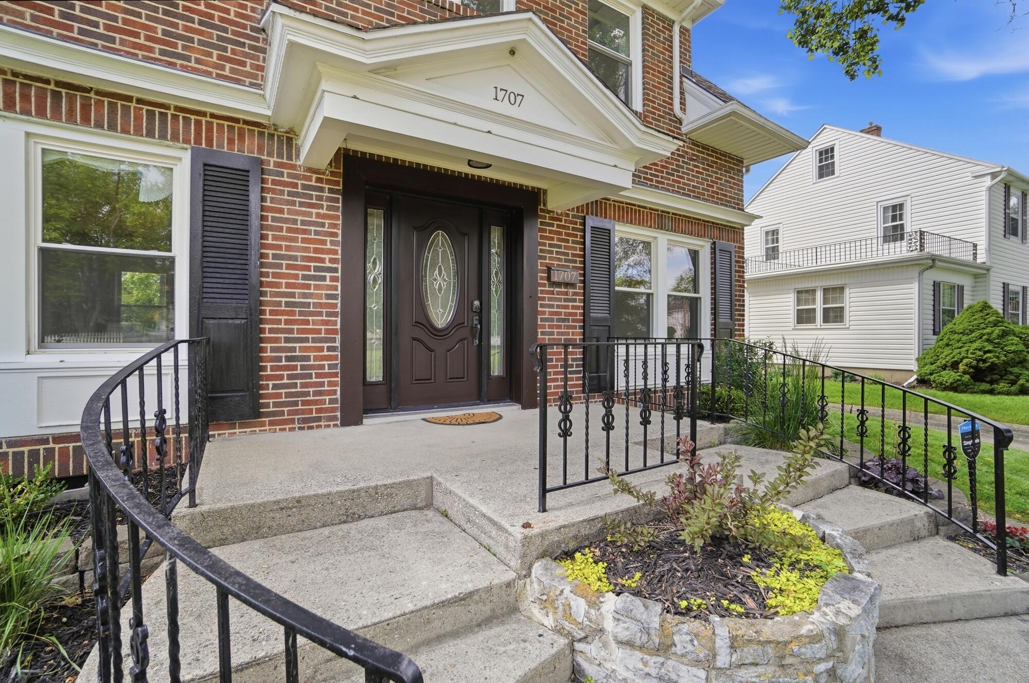 1707 Longview Drive, Springfield, Ohio 45504