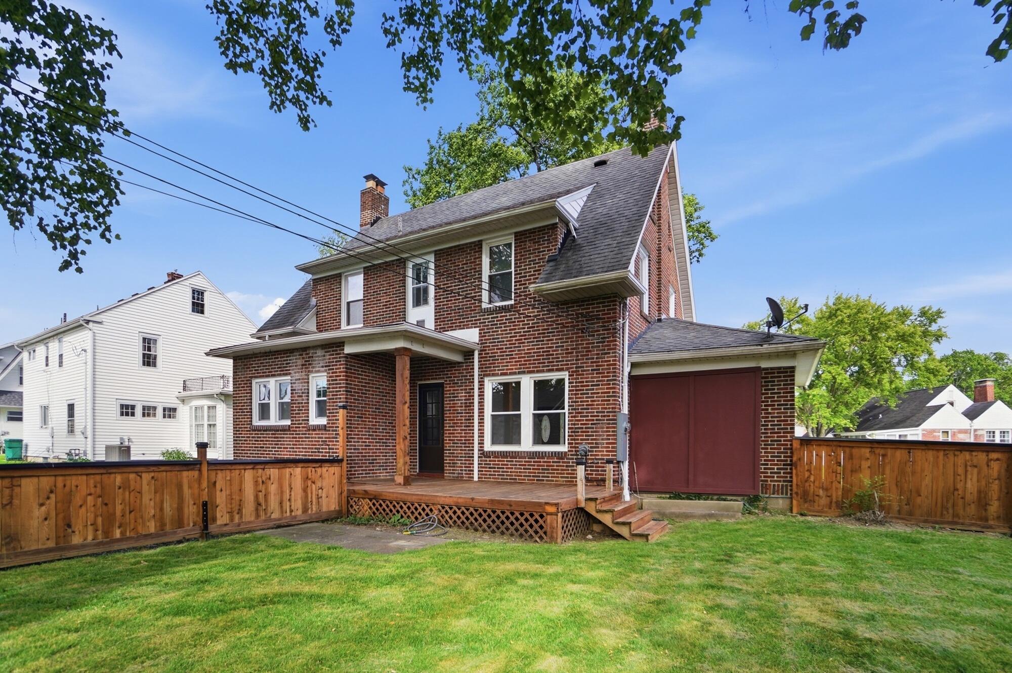 1707 Longview Drive, Springfield, Ohio 45504