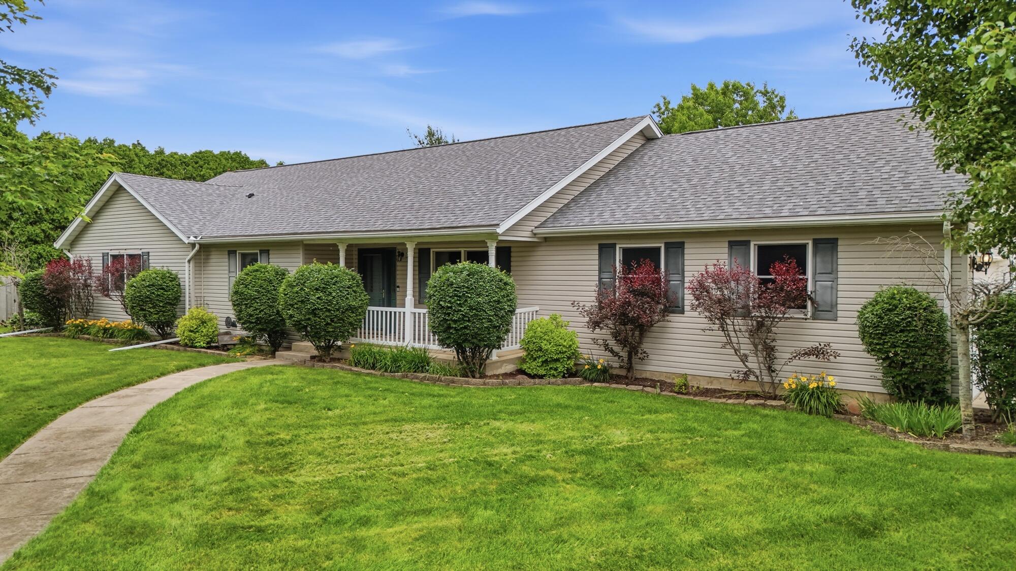1700 Sparrow Road, Springfield, Ohio 45502