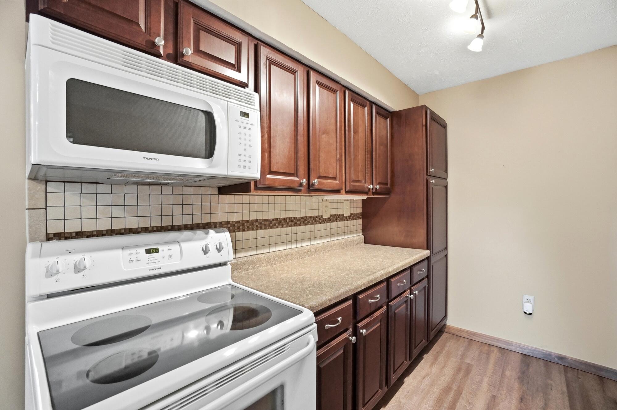 1700 Sparrow Road, Springfield, Ohio 45502