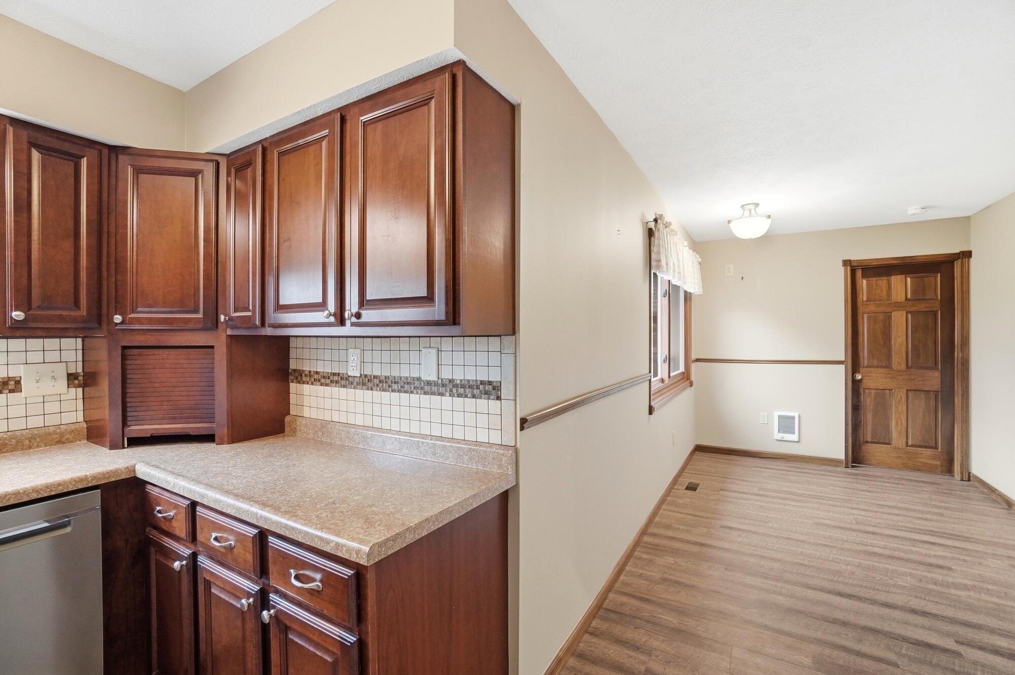 1700 Sparrow Road, Springfield, Ohio 45502