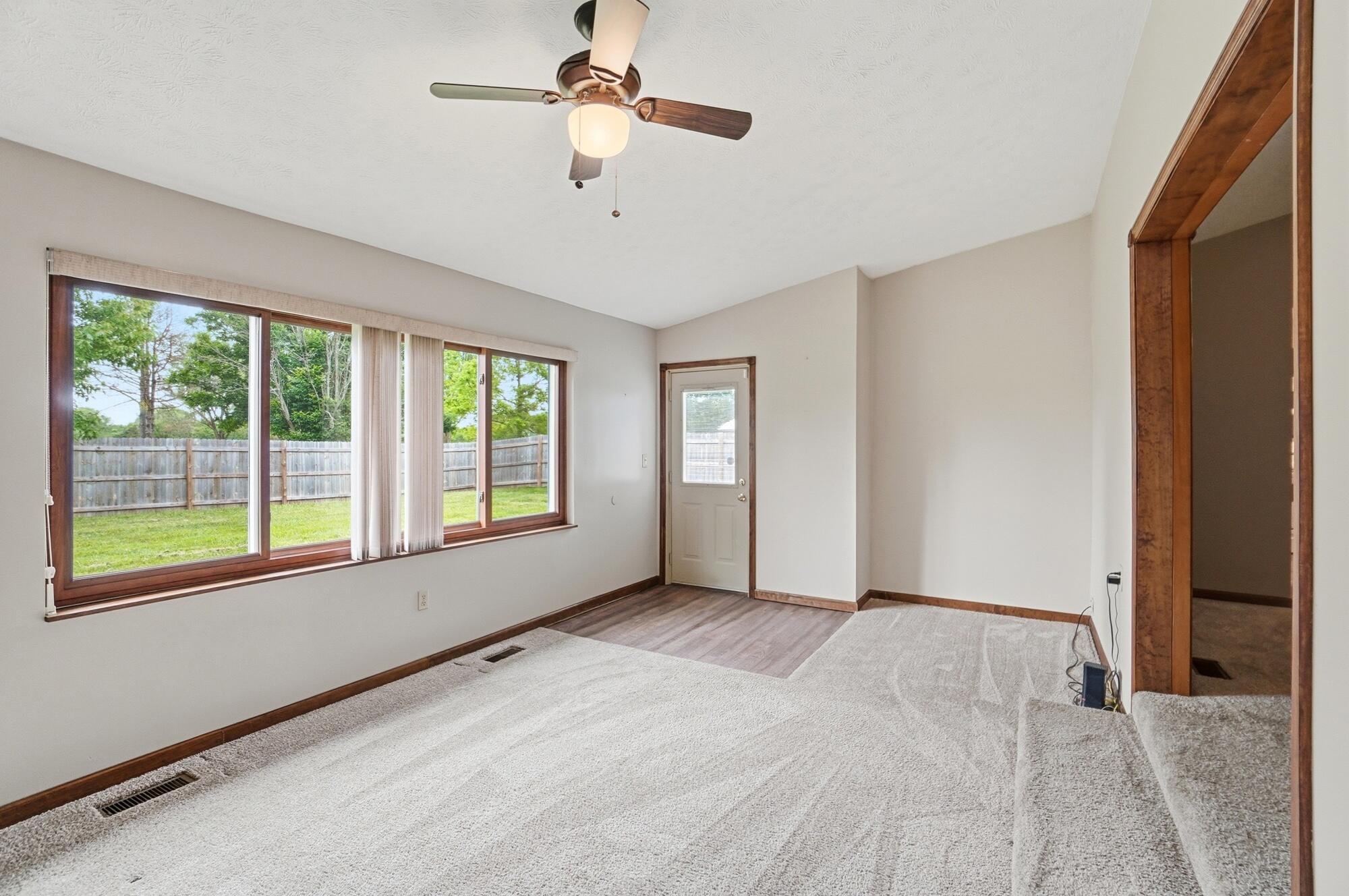 1700 Sparrow Road, Springfield, Ohio 45502