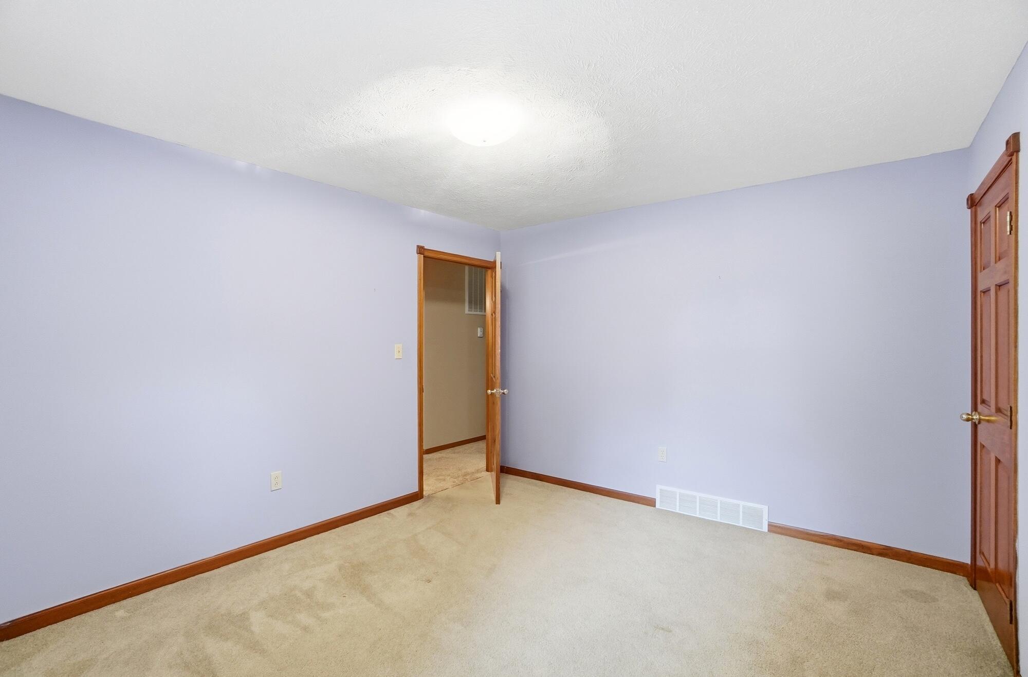 1700 Sparrow Road, Springfield, Ohio 45502