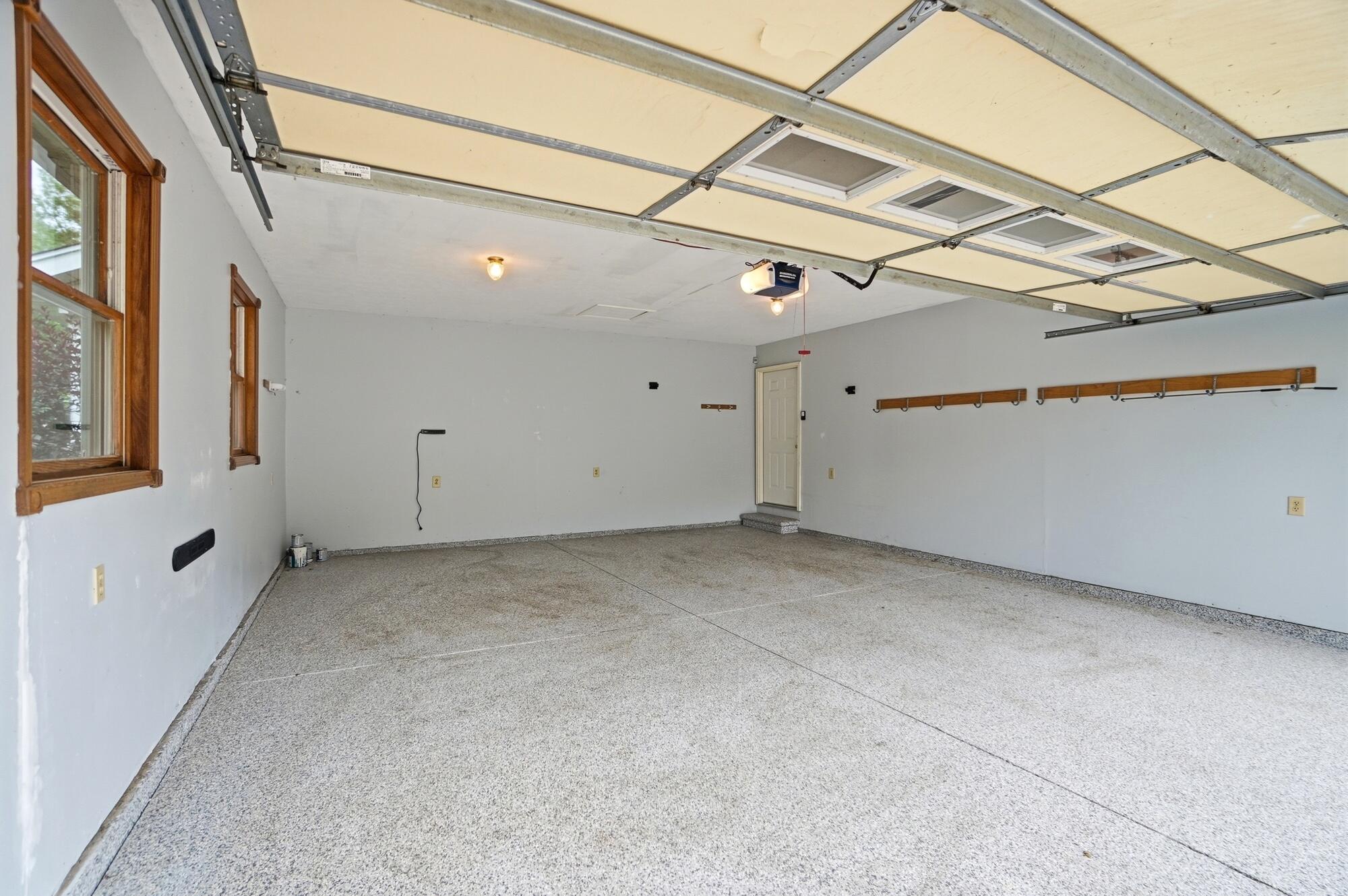 1700 Sparrow Road, Springfield, Ohio 45502