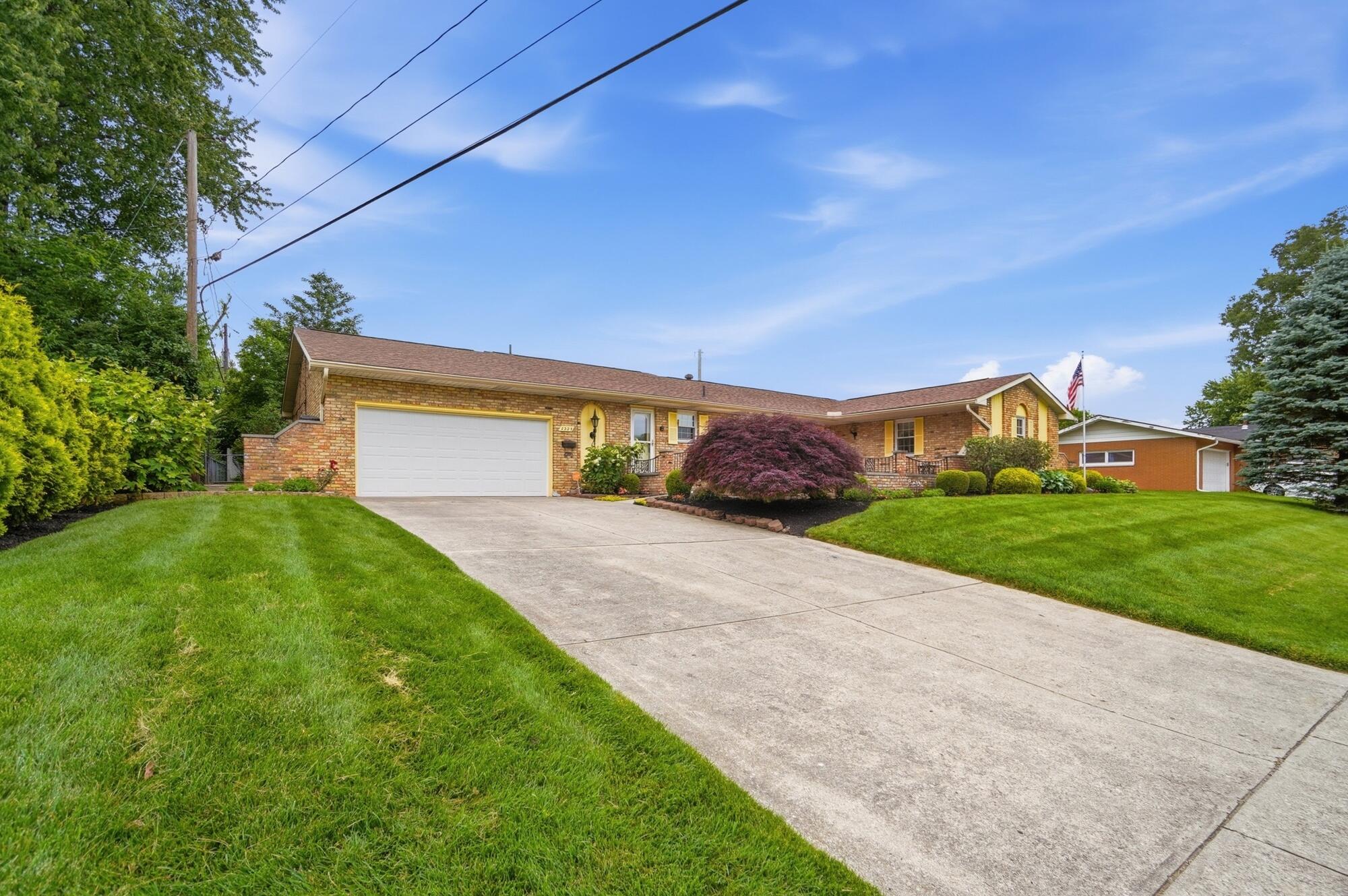 2323 Lilac Drive, Springfield, Ohio 45503