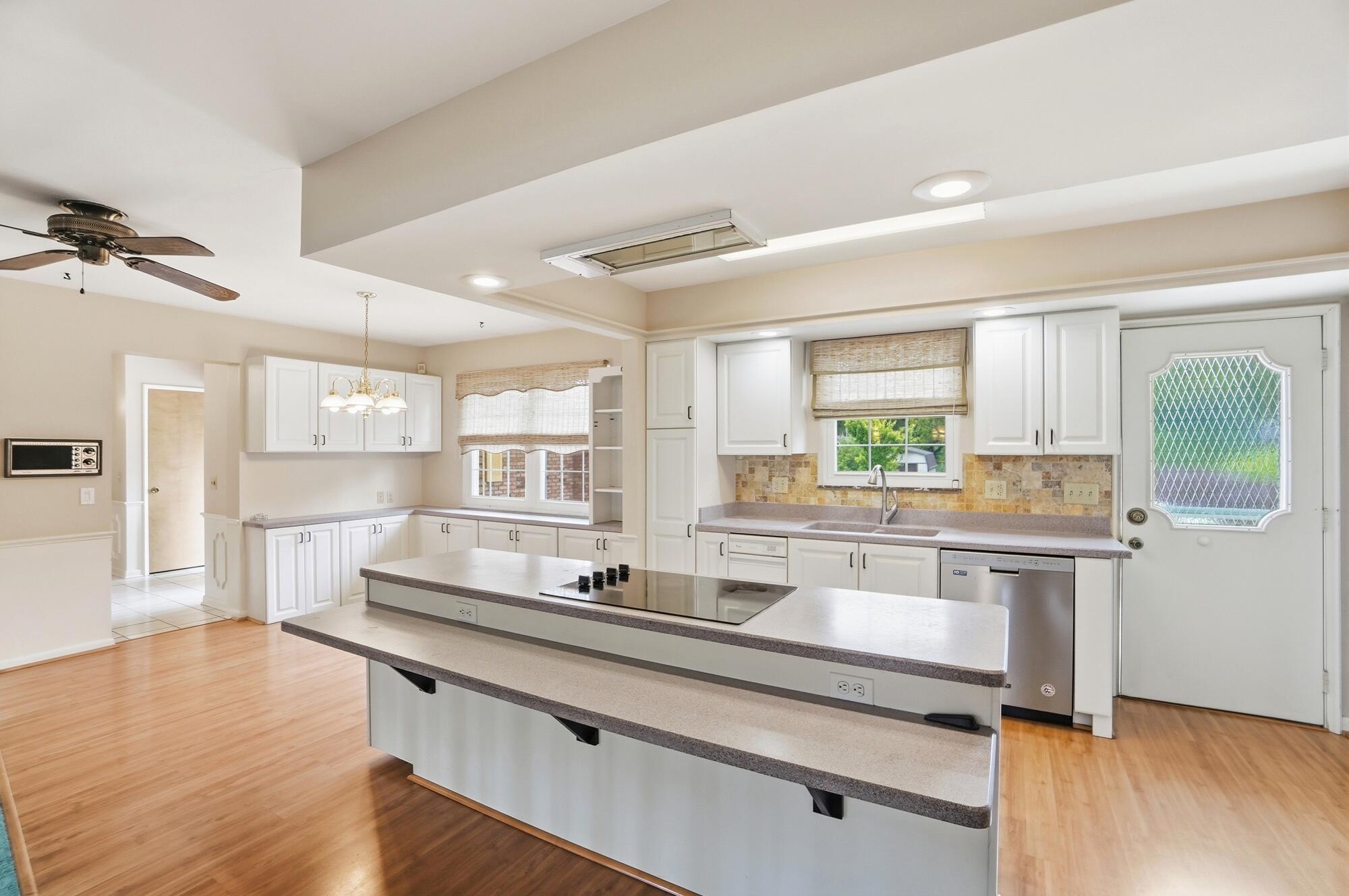 2323 Lilac Drive, Springfield, Ohio 45503