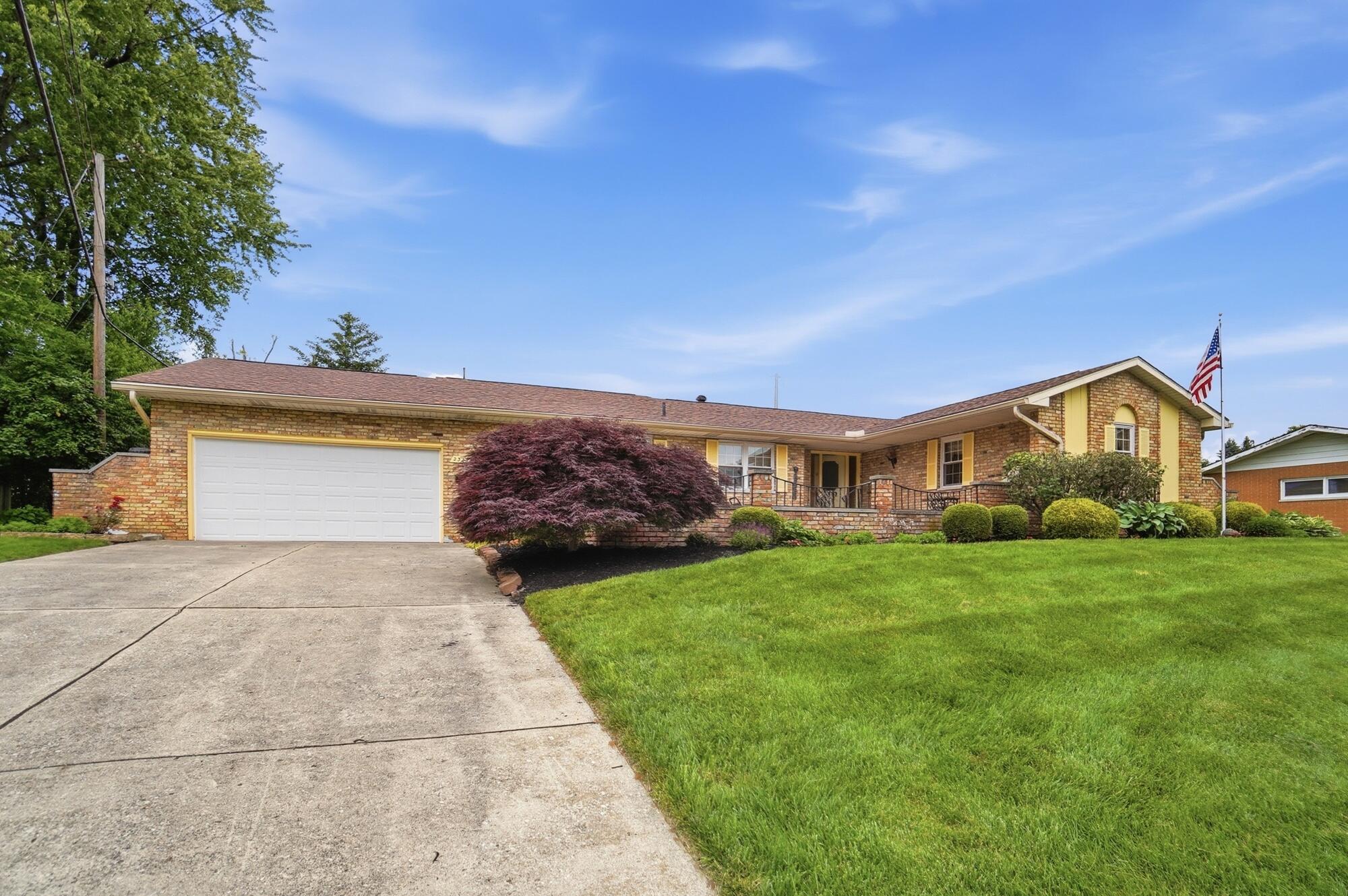 2323 Lilac Drive, Springfield, Ohio 45503