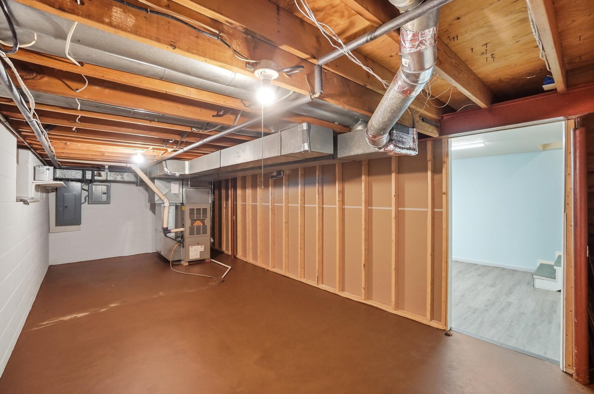 2323 Lilac Drive, Springfield, Ohio 45503