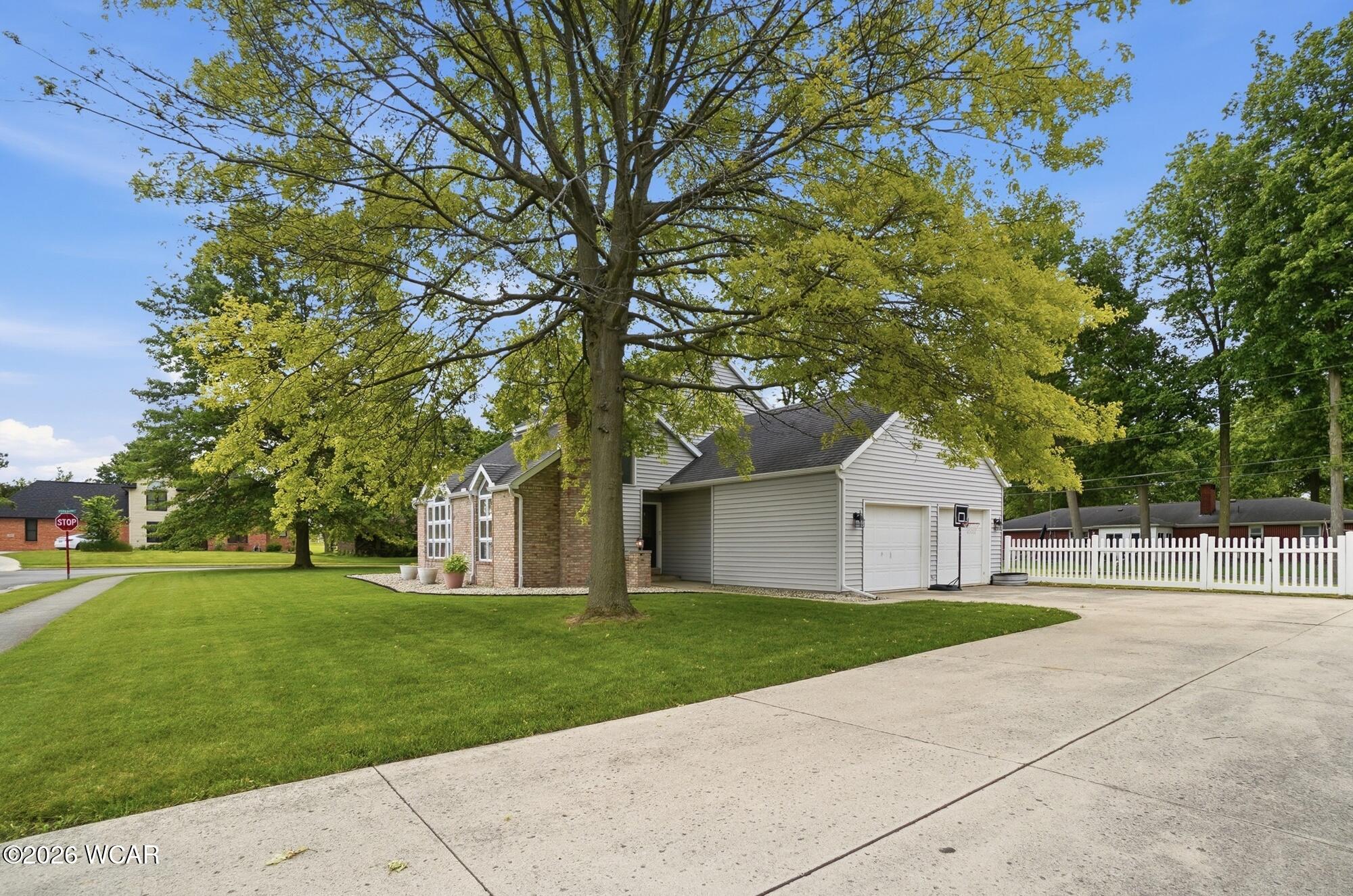 860 Heritage Drive, Lima, Ohio