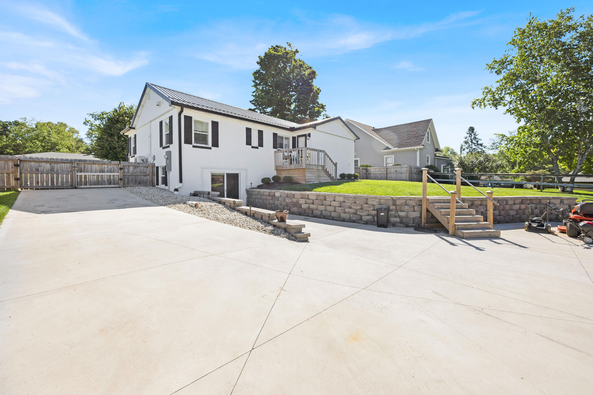 212 Blair Avenue, Bellefontaine, Ohio 43311