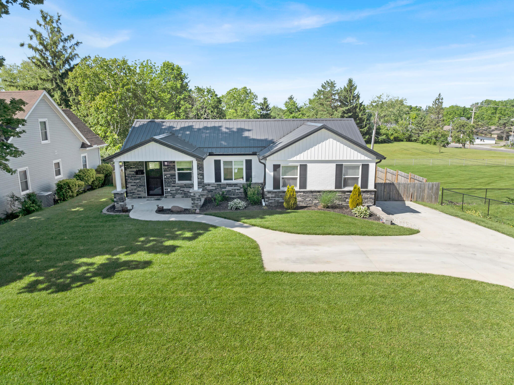 212 Blair Avenue, Bellefontaine, Ohio 43311