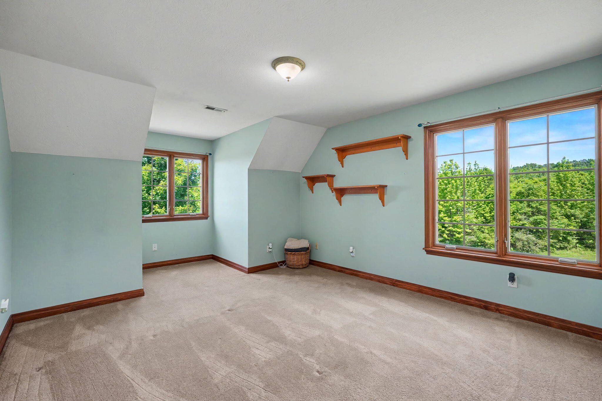 5090 Ross Road, Tipp City, Ohio 45371