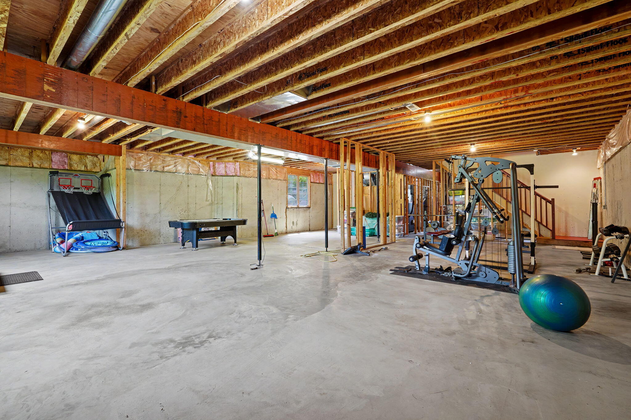 5090 Ross Road, Tipp City, Ohio 45371