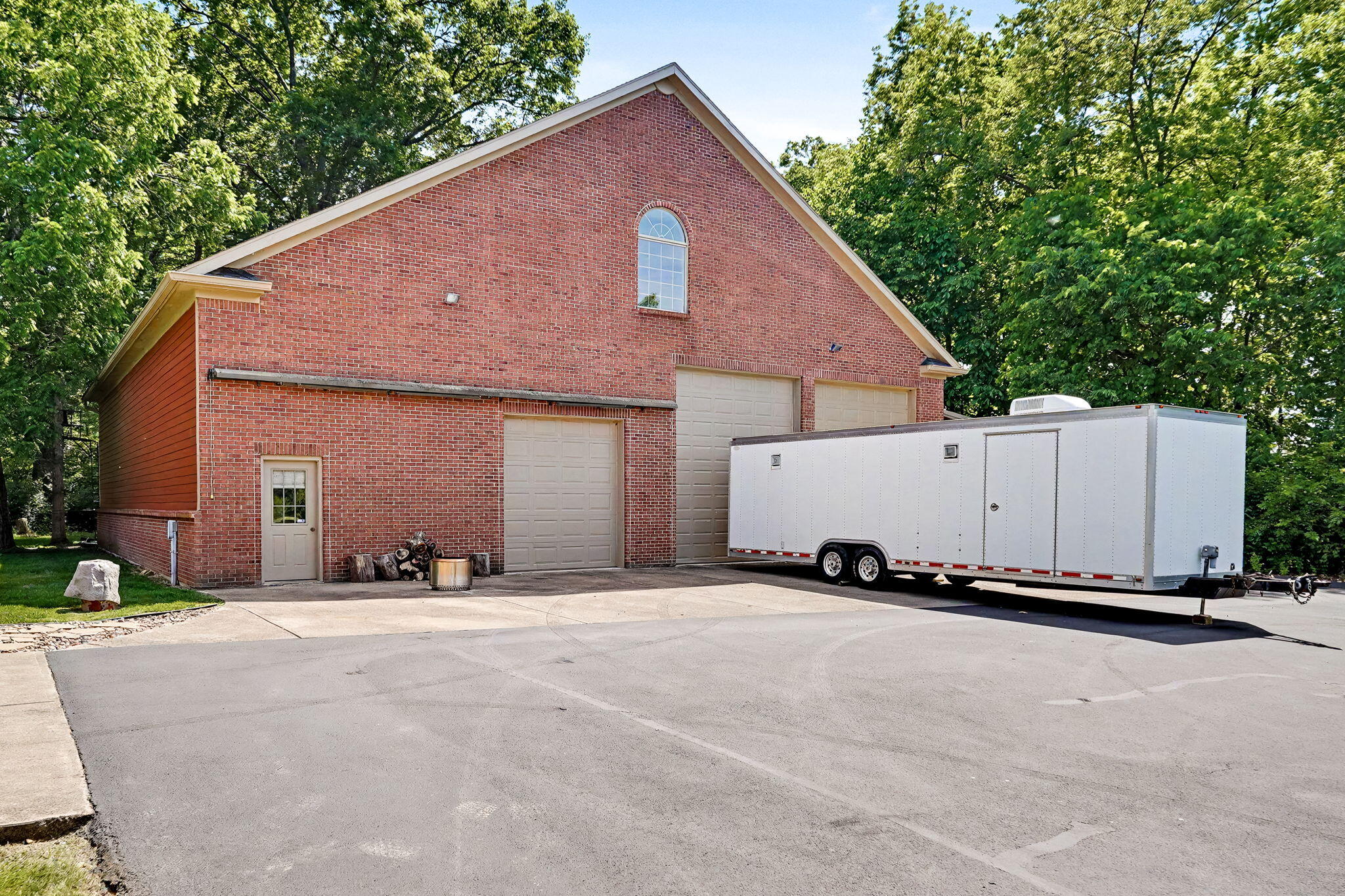 5090 Ross Road, Tipp City, Ohio 45371