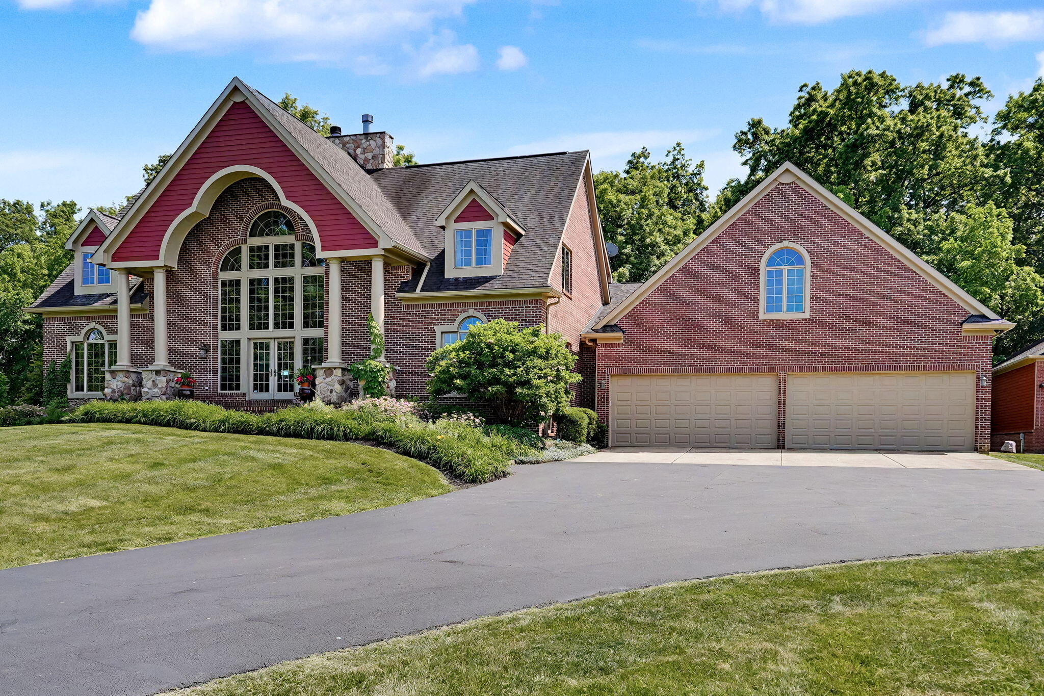 5090 Ross Road, Tipp City, Ohio 45371
