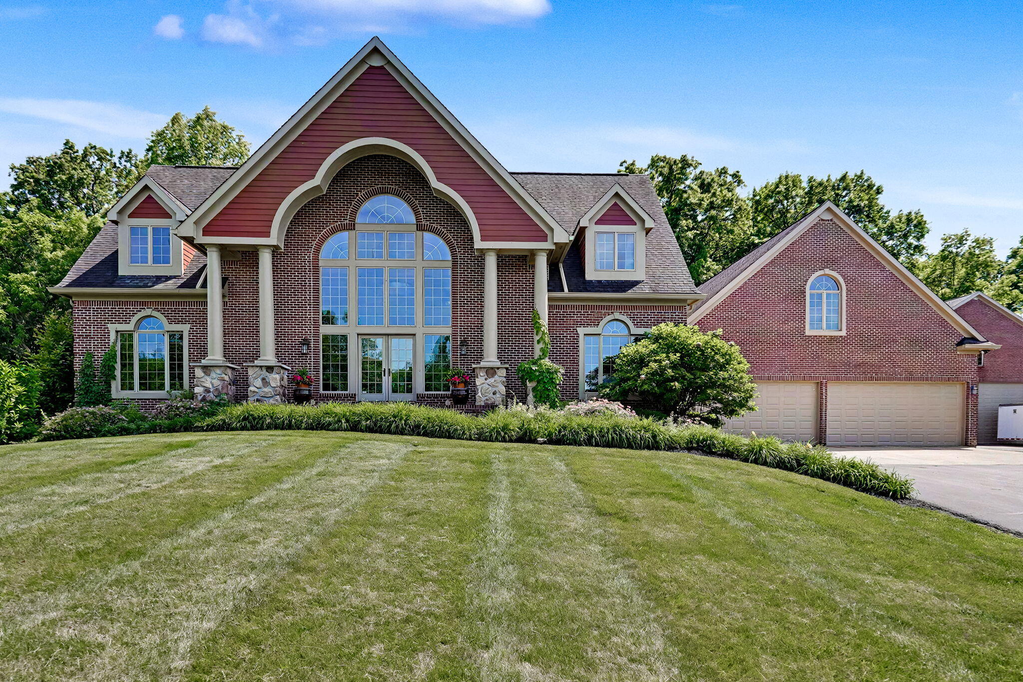 5090 Ross Road, Tipp City, Ohio 45371
