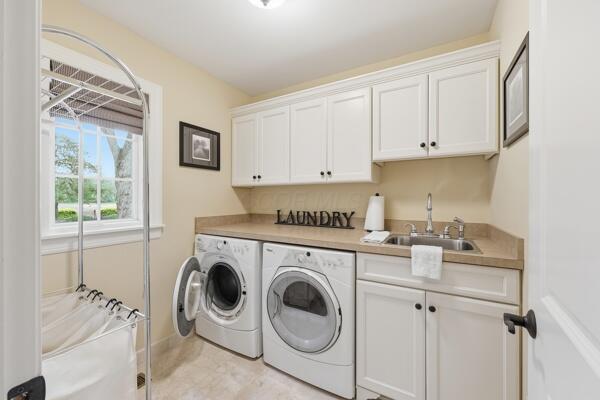 176 Lafayette Street, London, Ohio 43140