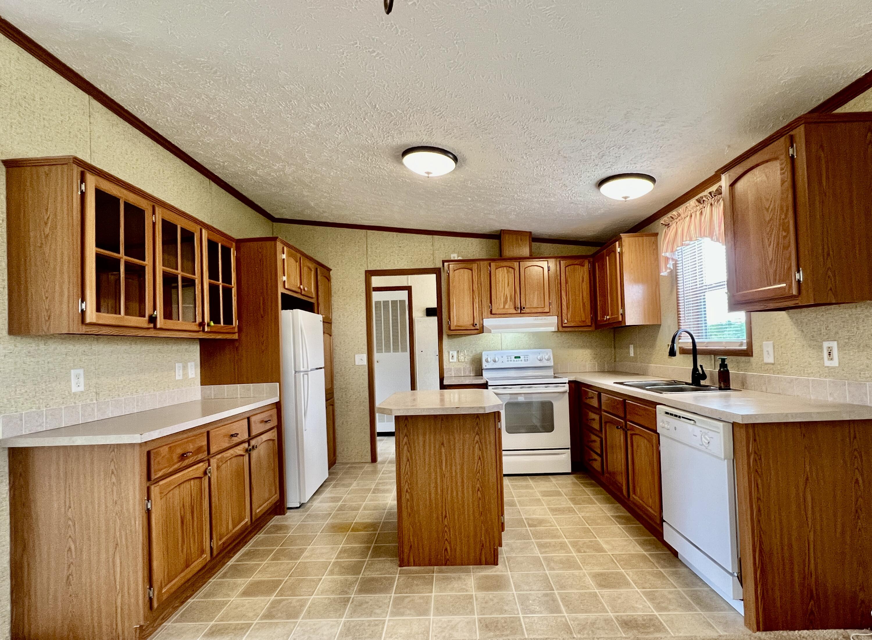 475 Main Street, Lakeview, Ohio 43331