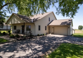 5991 Mckinley Road, Saint Marys, Ohio 45885, 4 Bedrooms Bedrooms, ,3 BathroomsBathrooms,Residential,For Sale,Mckinley,1046113