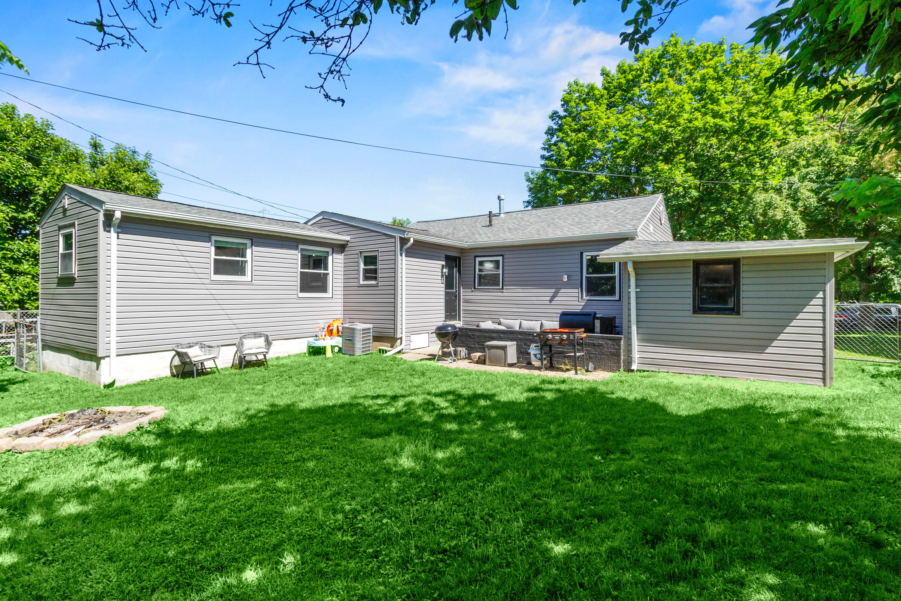 341 Henry Street, Urbana, Ohio 43078