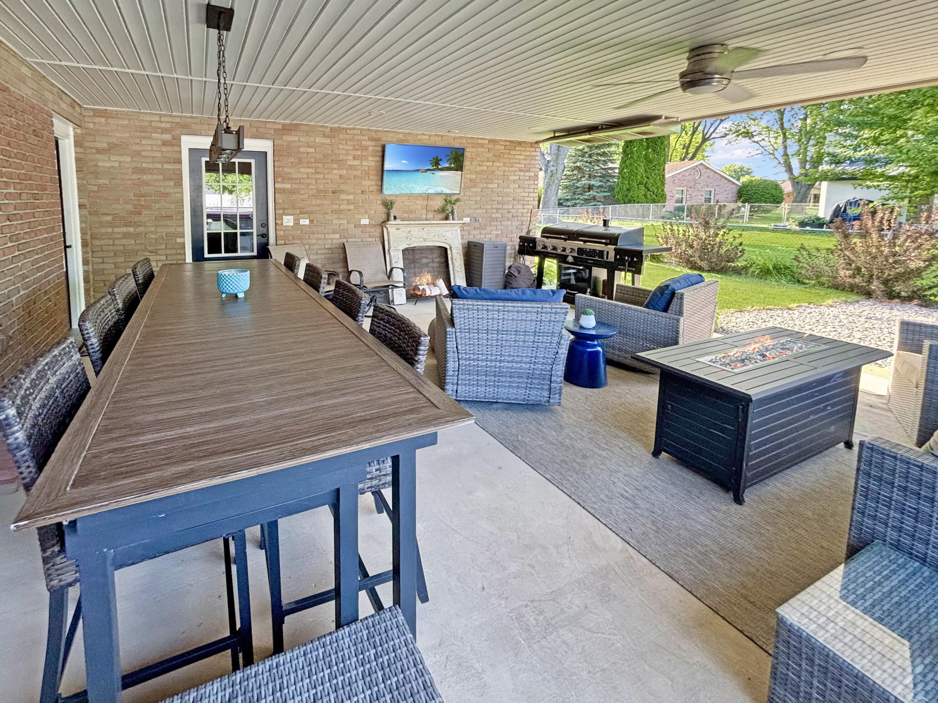 768 Gardenwood Drive, Greenville, Ohio 45331